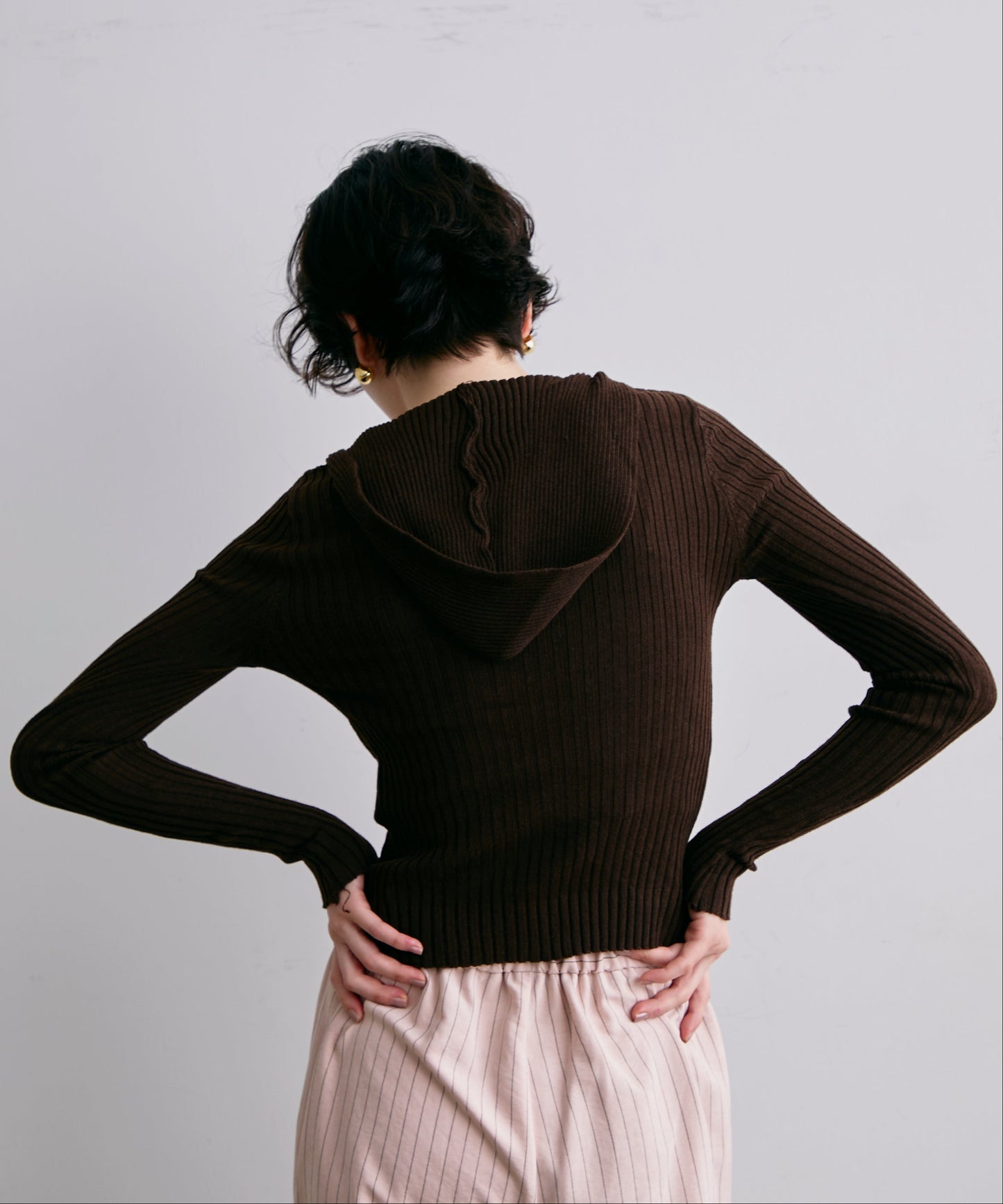 リブフーディーニット