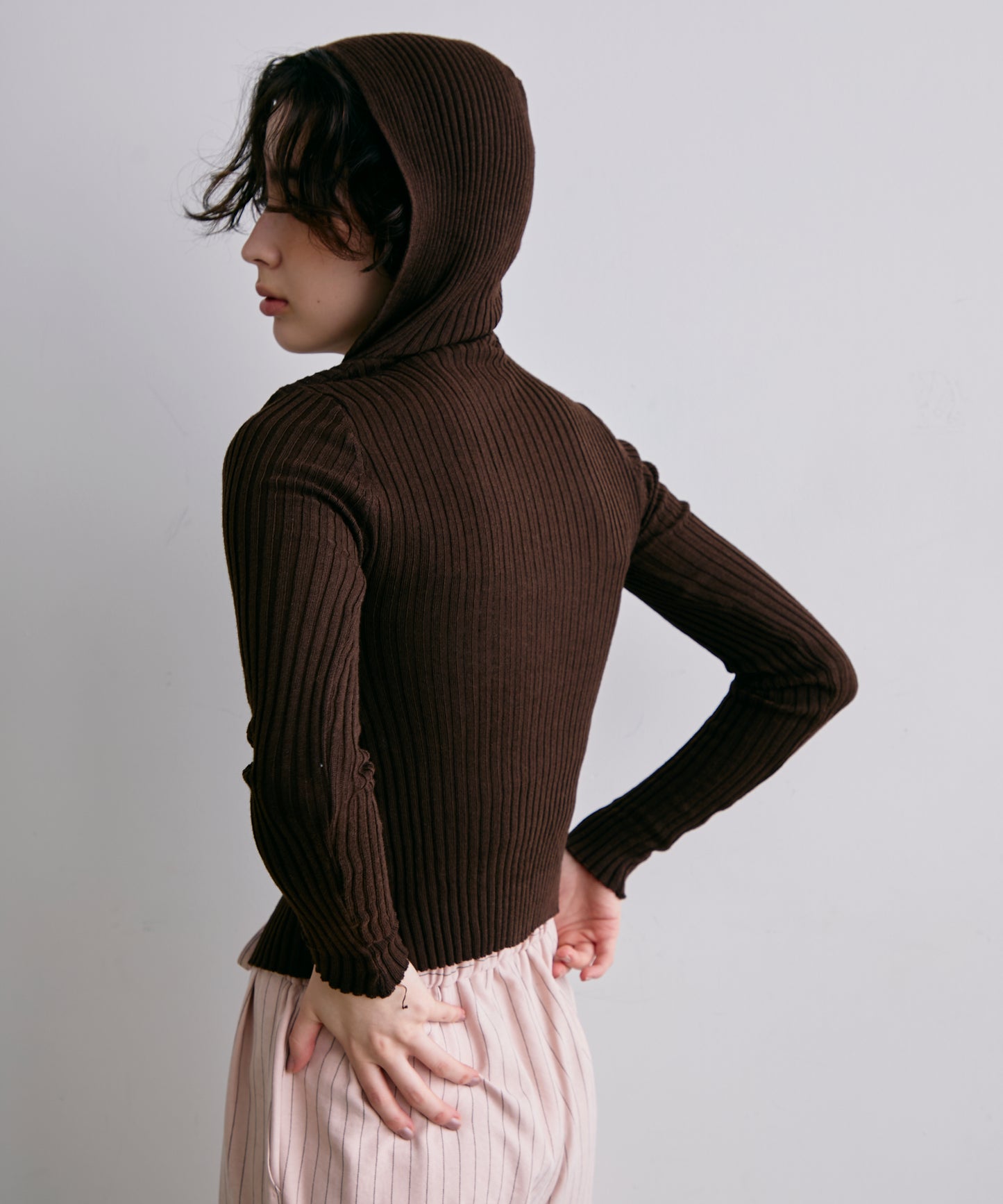 リブフーディーニット