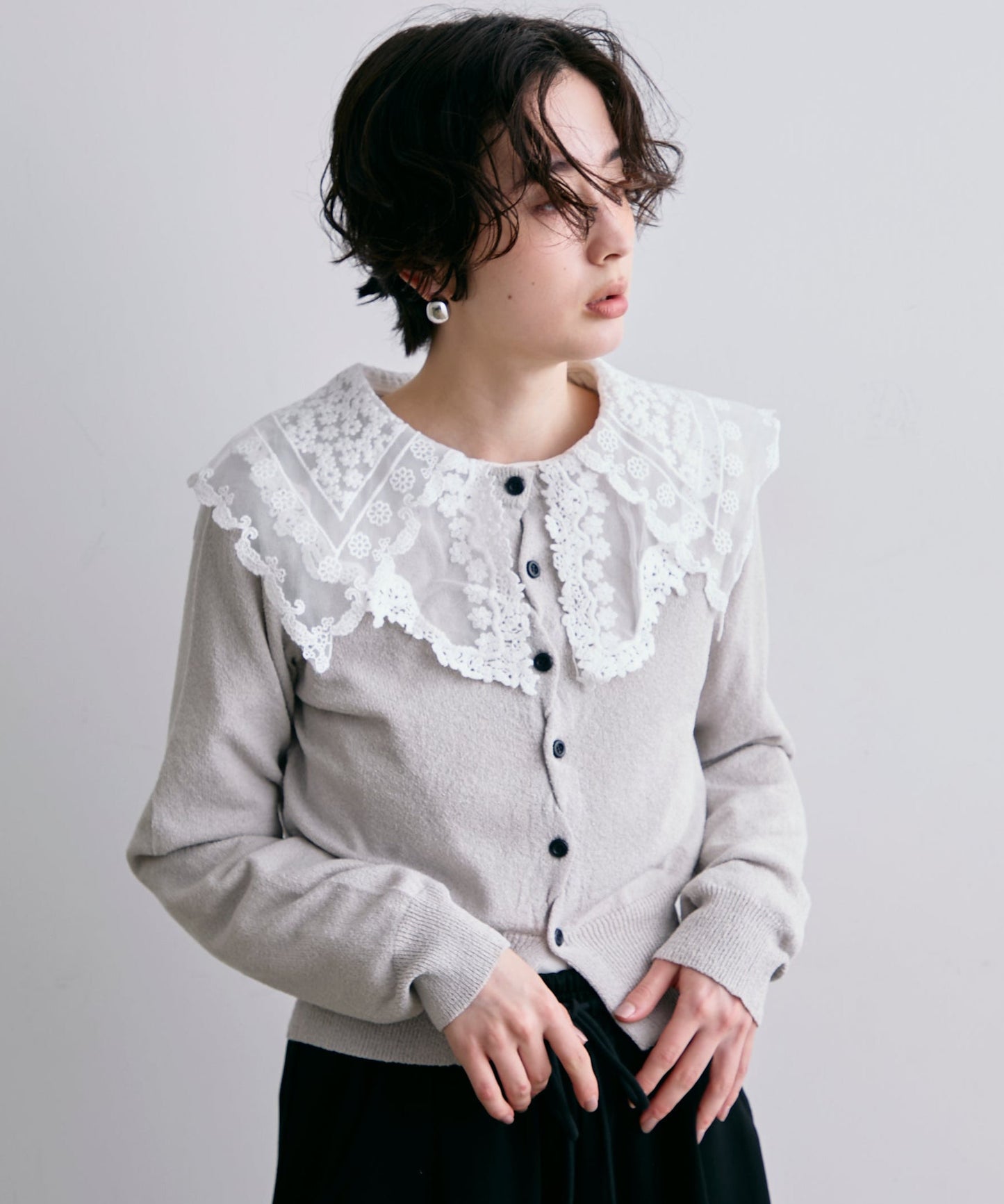 ループヤーンクロスボタンカーディガン