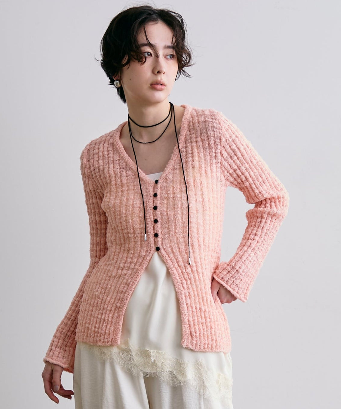 スラブループヤーン多釦カーディガン