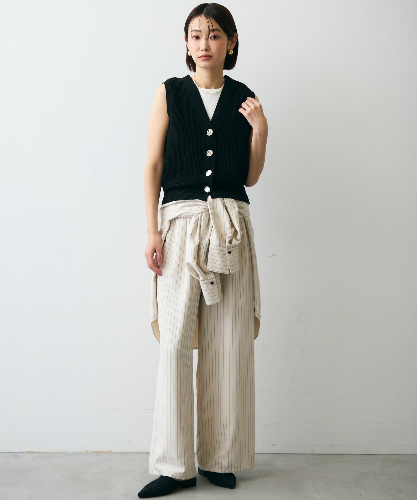 メタル釦コンパクトベスト