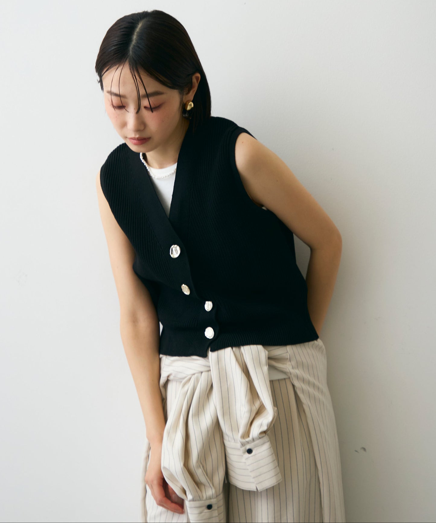 メタル釦コンパクトベスト