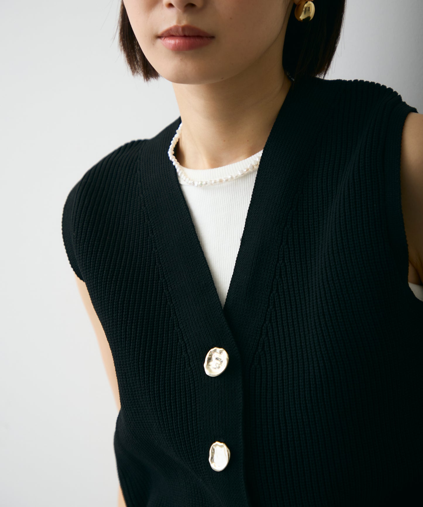 メタル釦コンパクトベスト