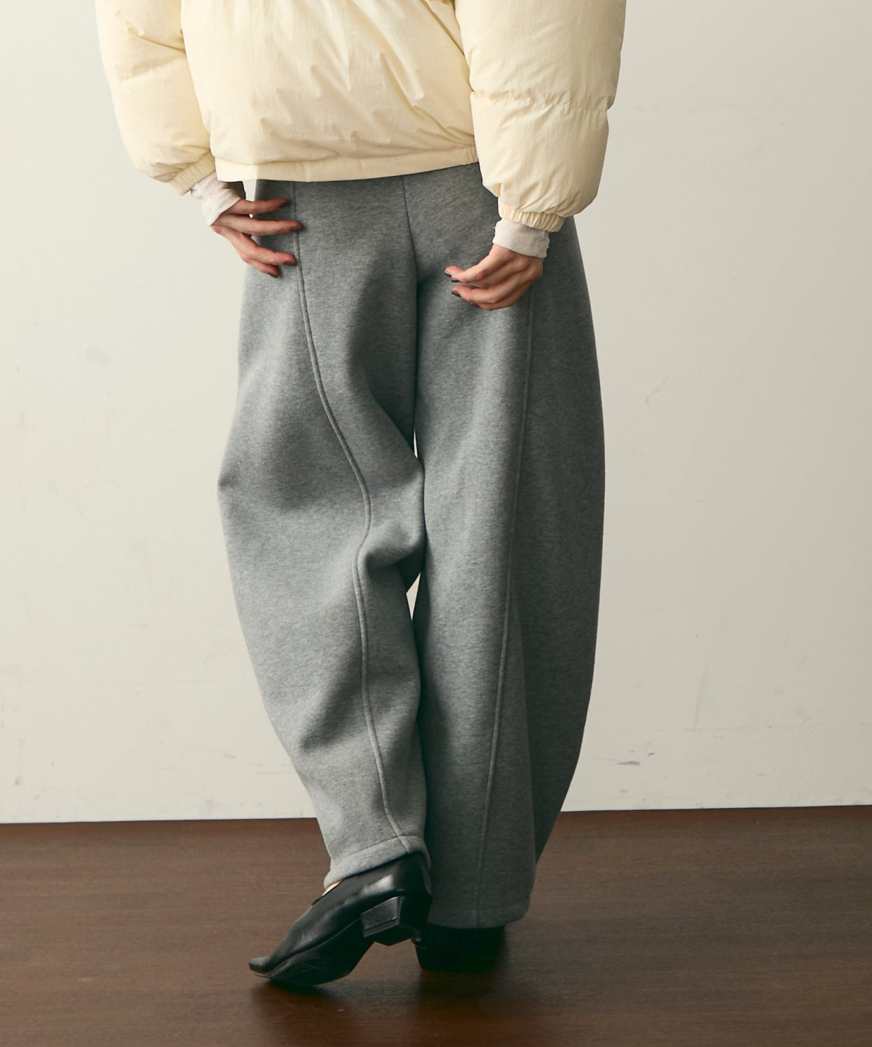 ウエストドロスト裏起毛スウェットカーブパンツ