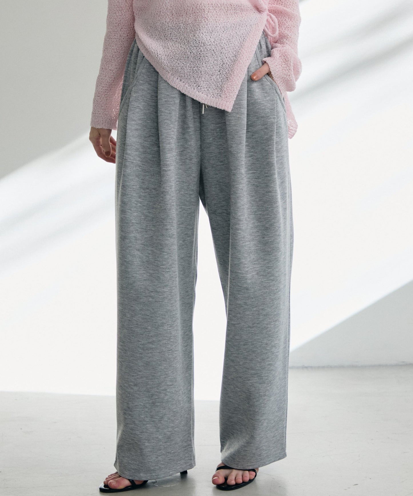 ダンボールニットコクーンパンツ