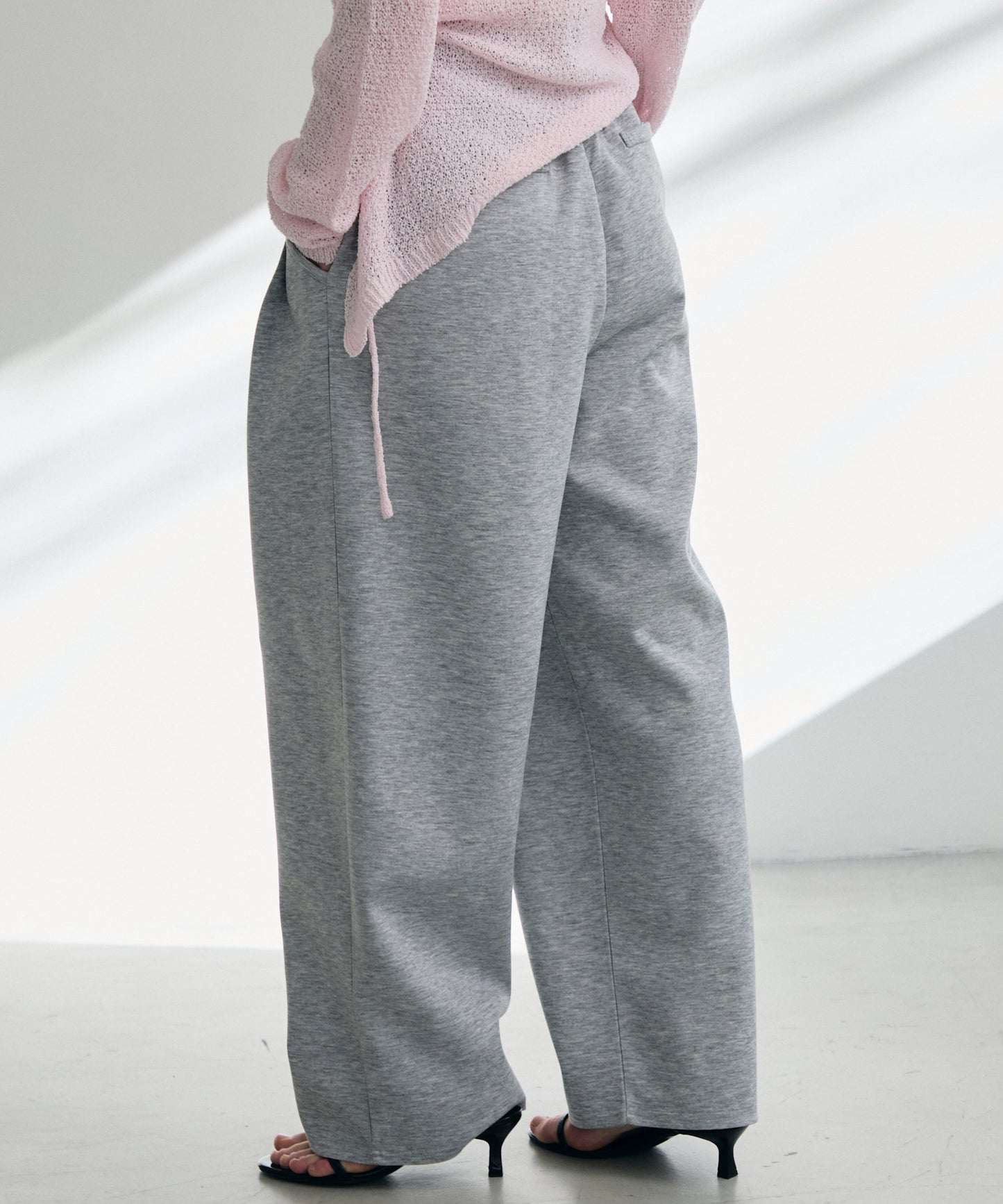 ダンボールニットコクーンパンツ