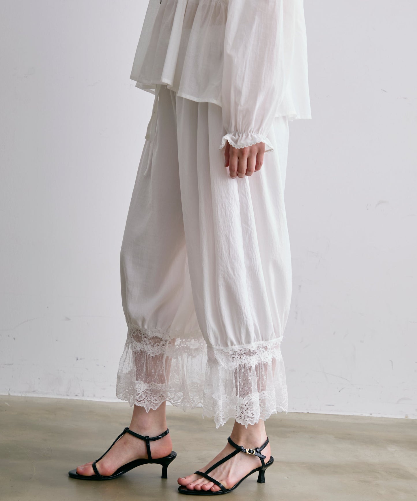 レースバルーンドロストパンツ