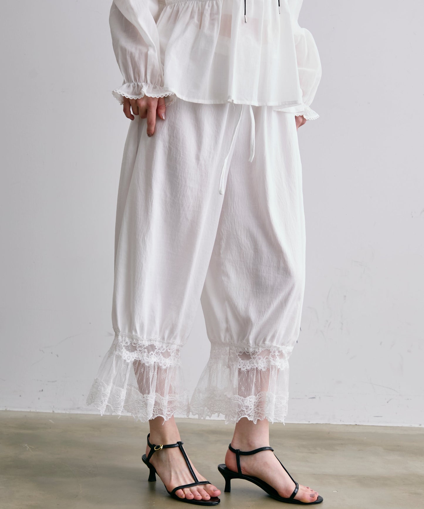 レースバルーンドロストパンツ
