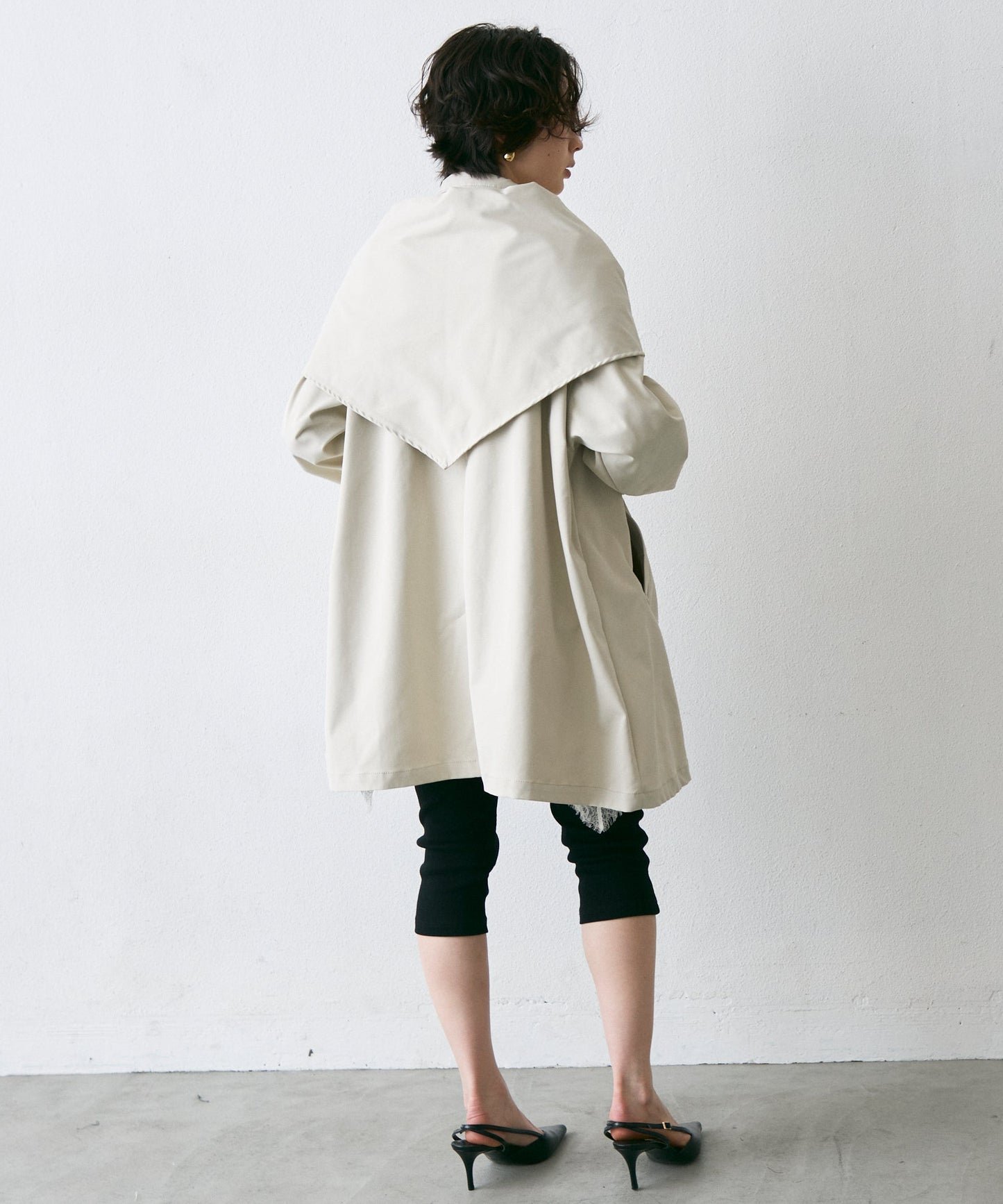 コンパクトツイルスカーフ付きステンカラーコート