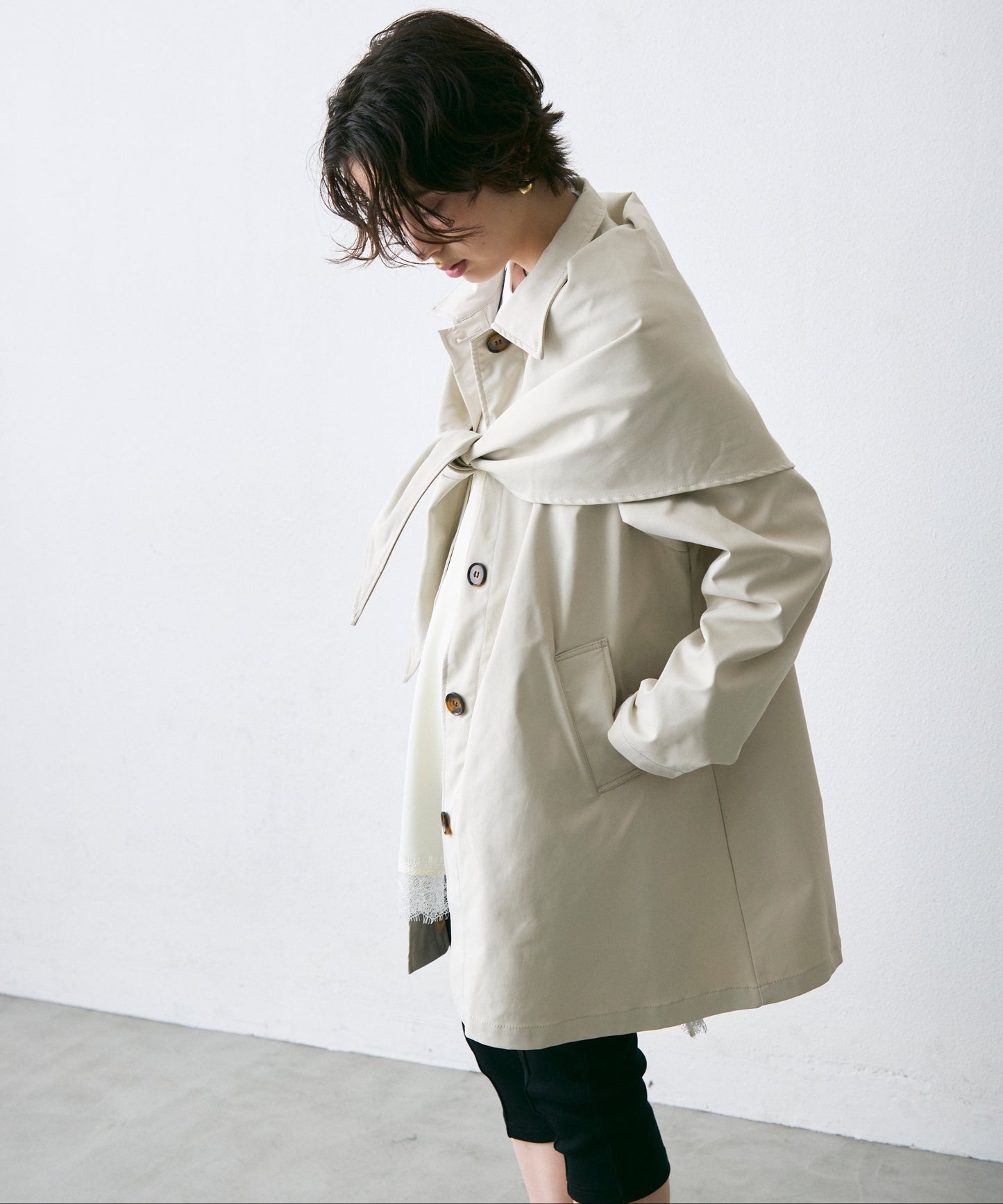 コンパクトツイルスカーフ付きステンカラーコート