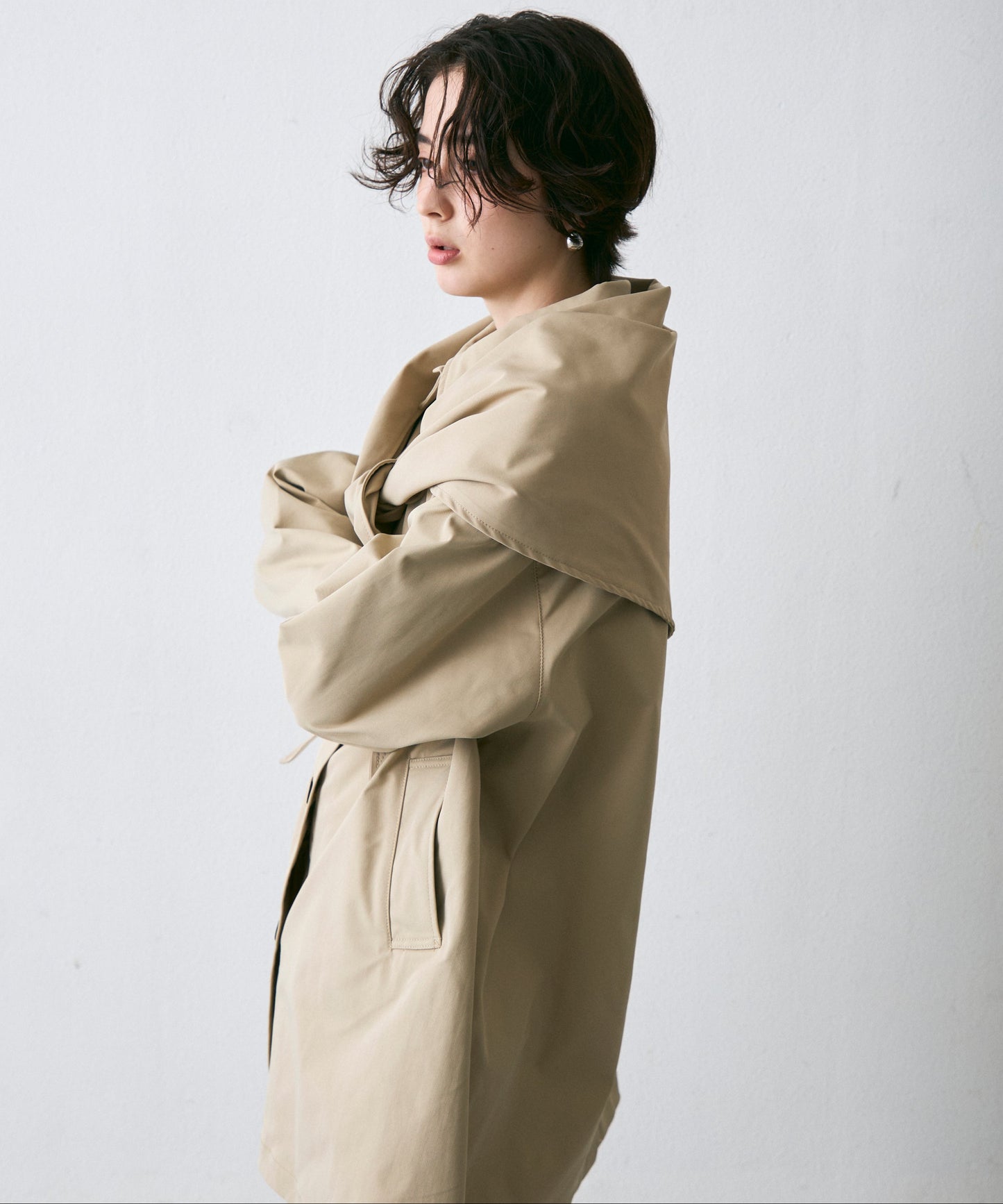 コンパクトツイルスカーフ付きステンカラーコート