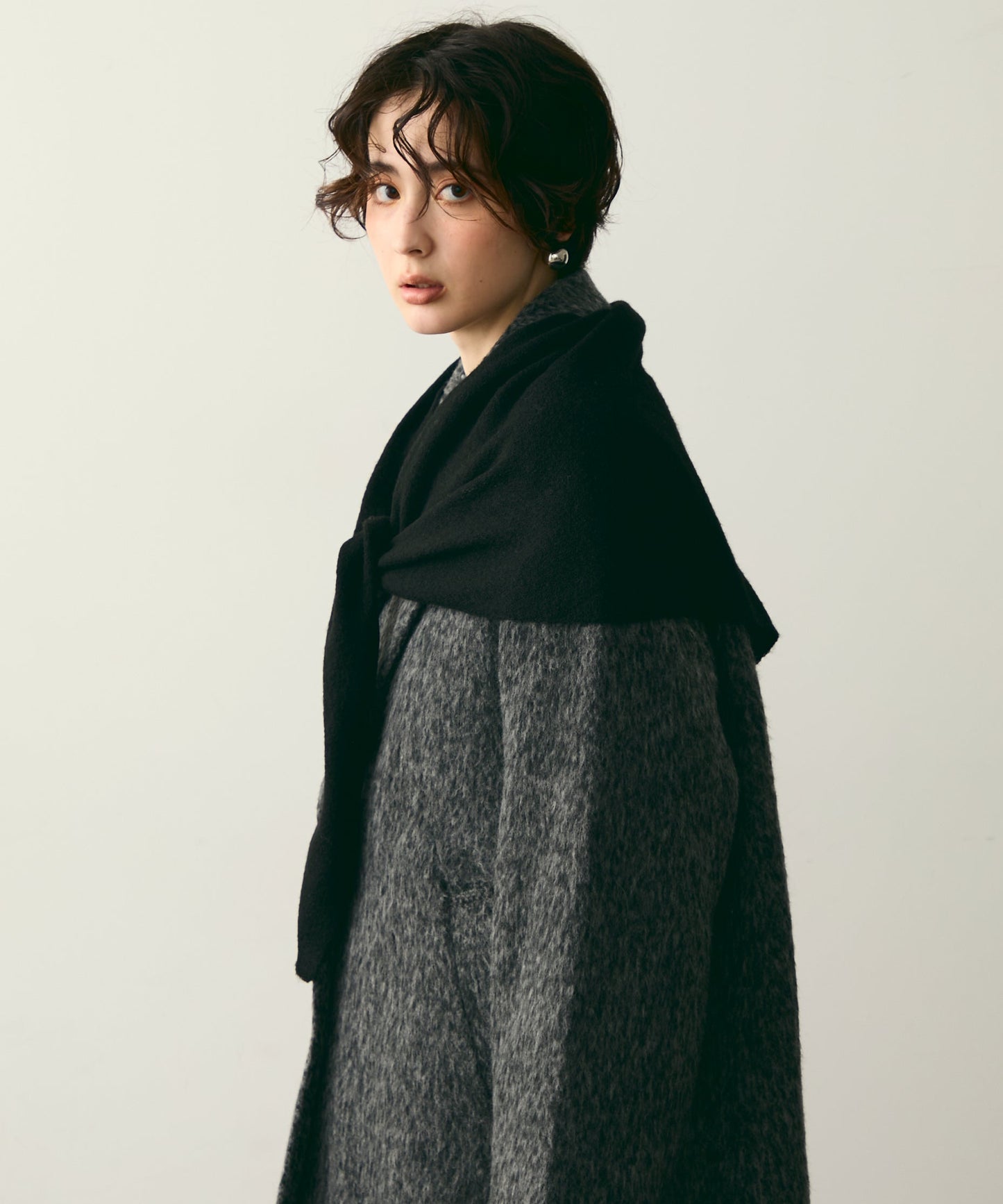 【ウール混】トライアングルニットマフラー