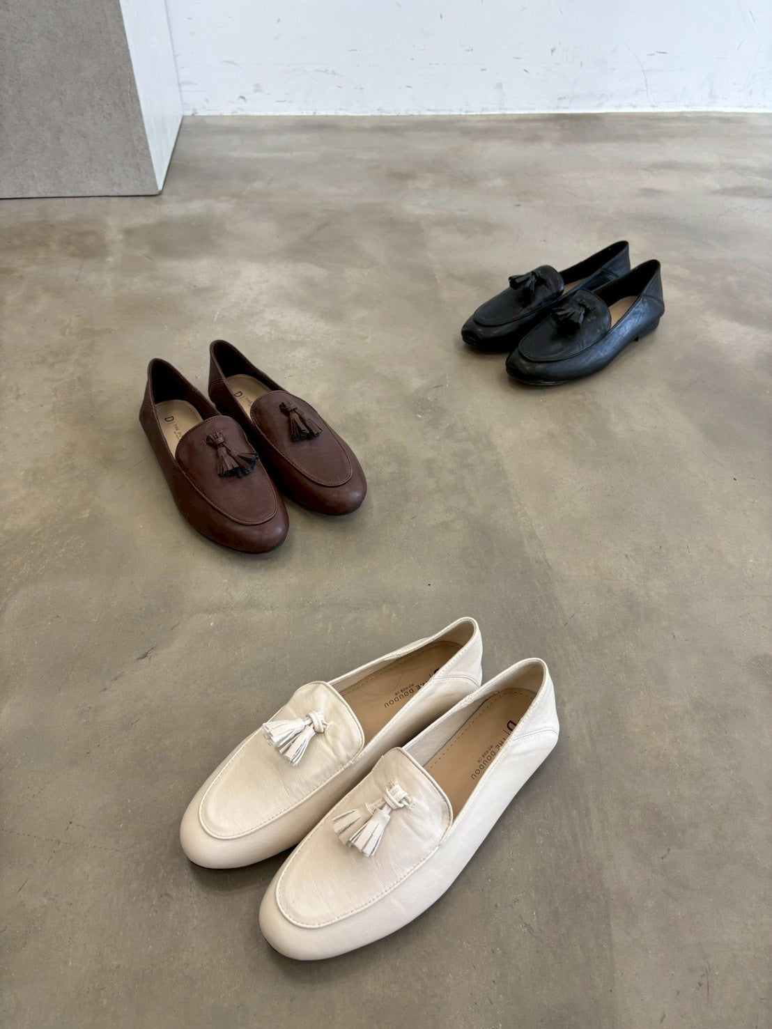 ビーガンレザータッセルローファー