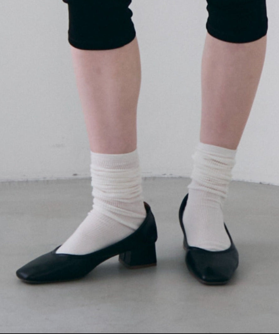 スクエアトゥパンプス