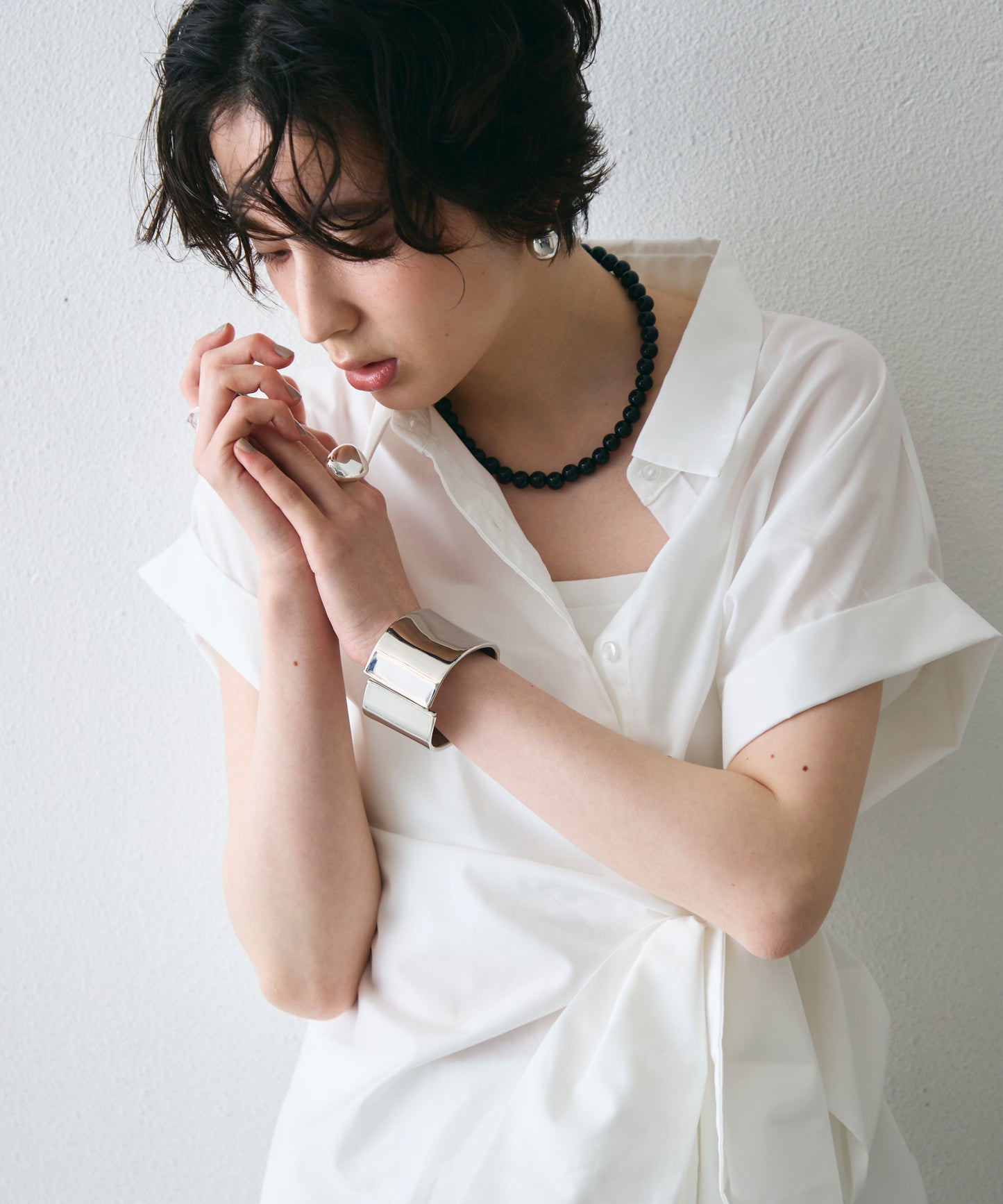 脇リボンフレンチスリーブシャツ