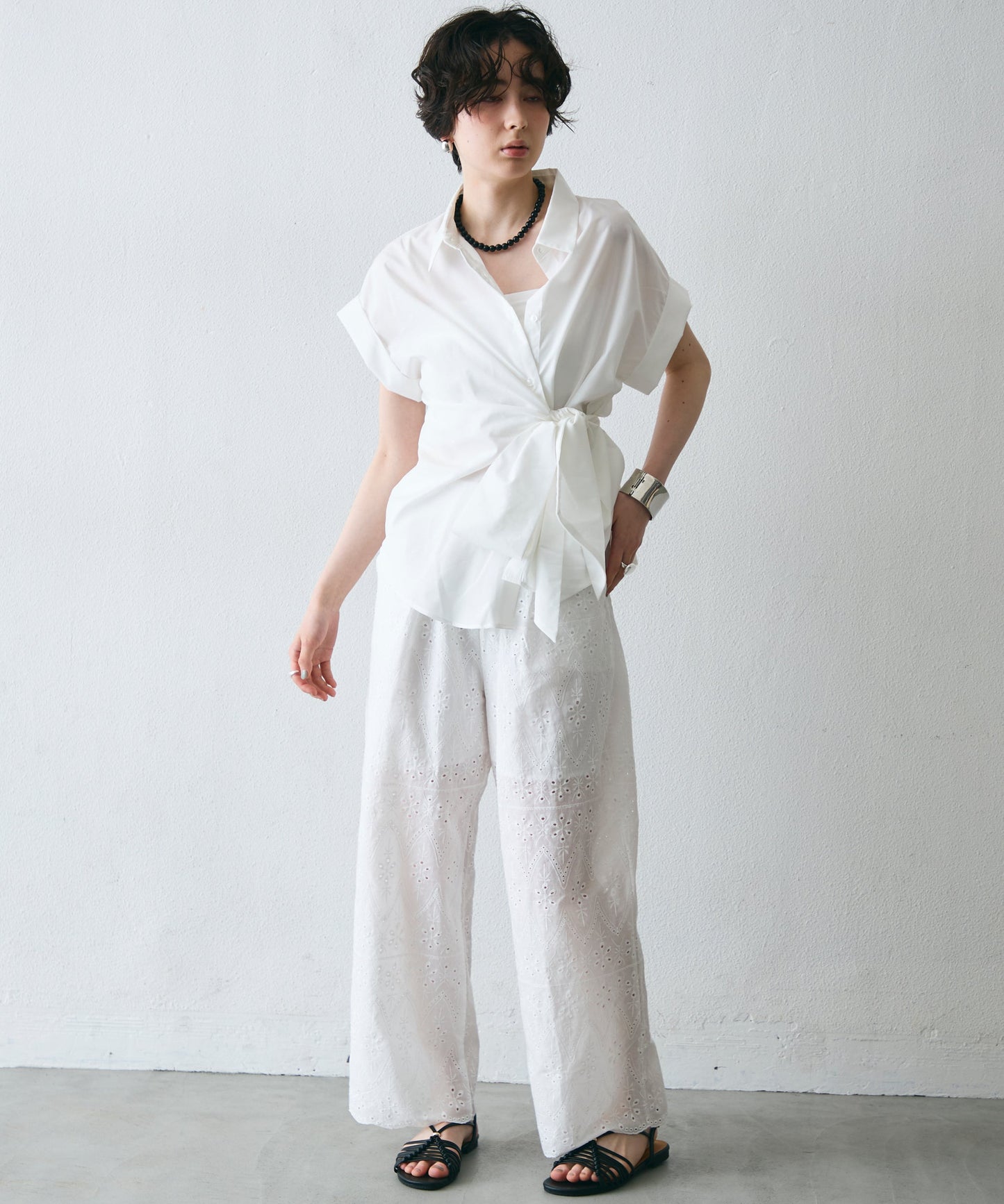 脇リボンフレンチスリーブシャツ