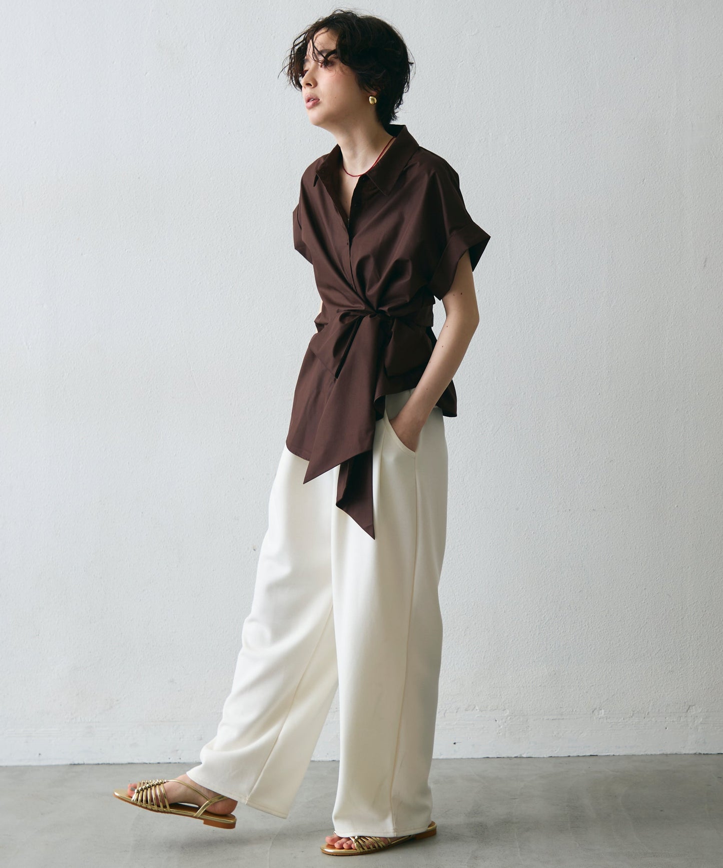 脇リボンフレンチスリーブシャツ