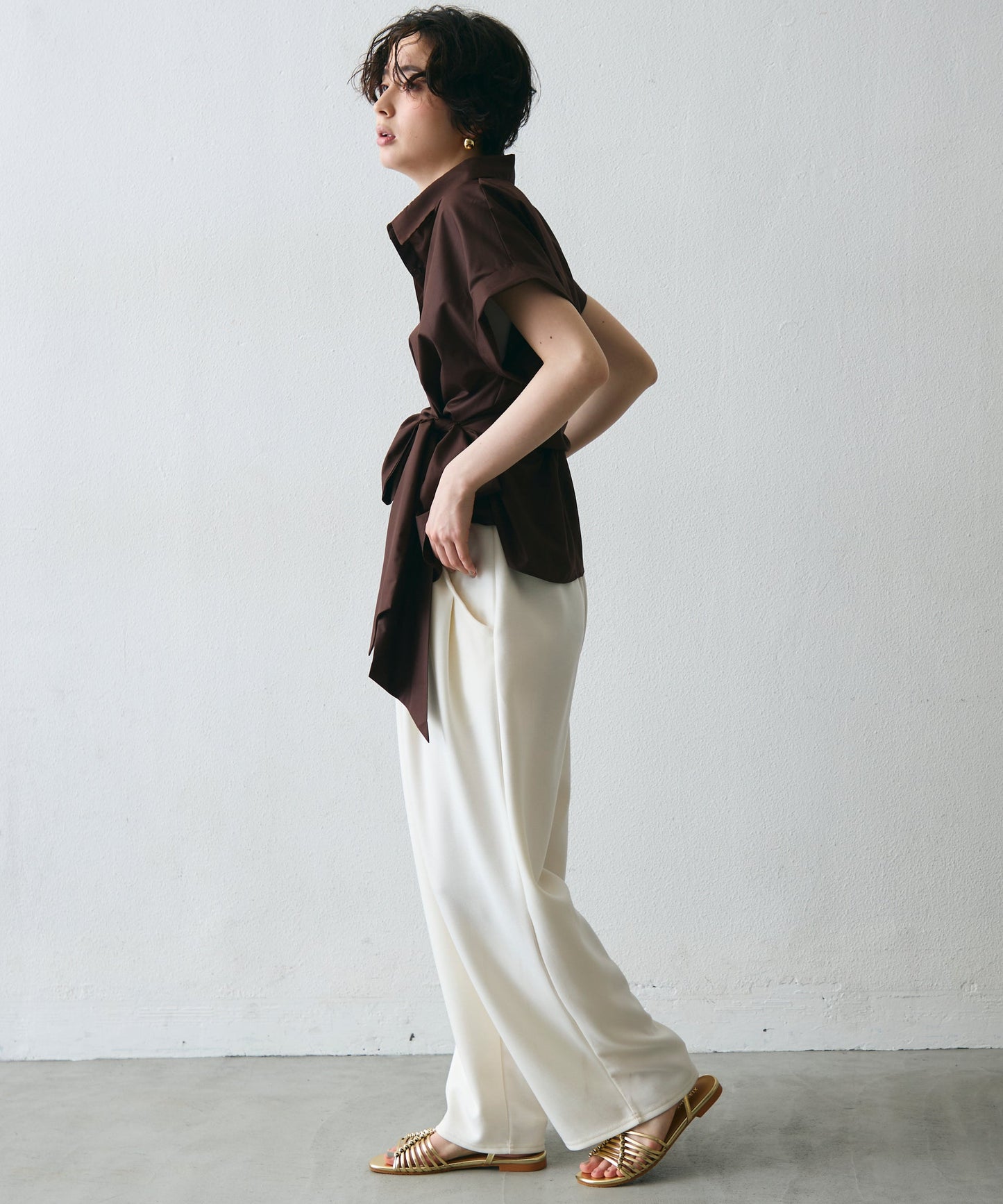 脇リボンフレンチスリーブシャツ