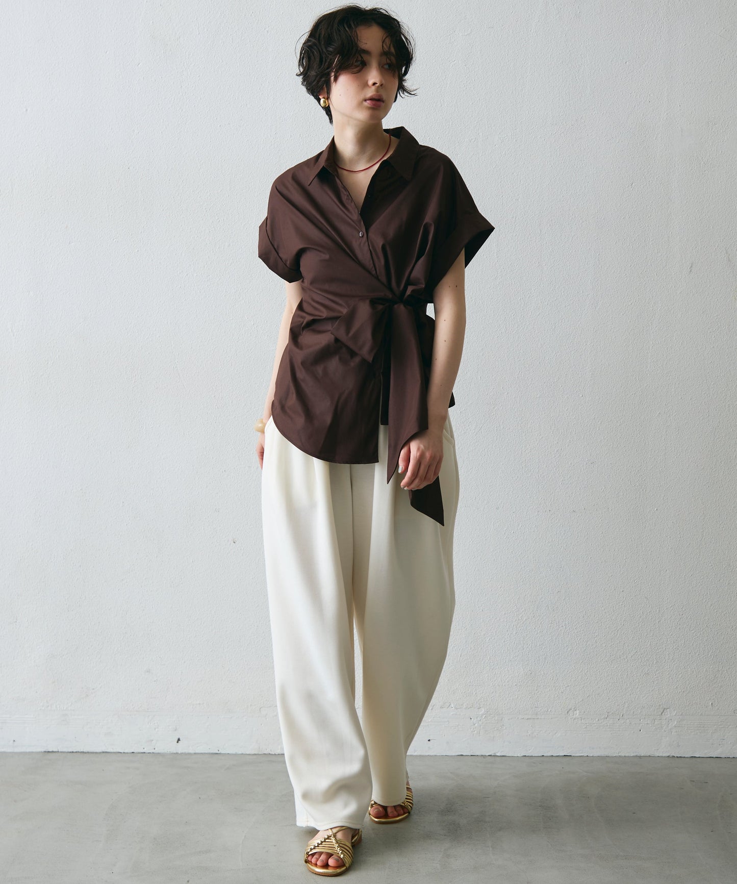 脇リボンフレンチスリーブシャツ
