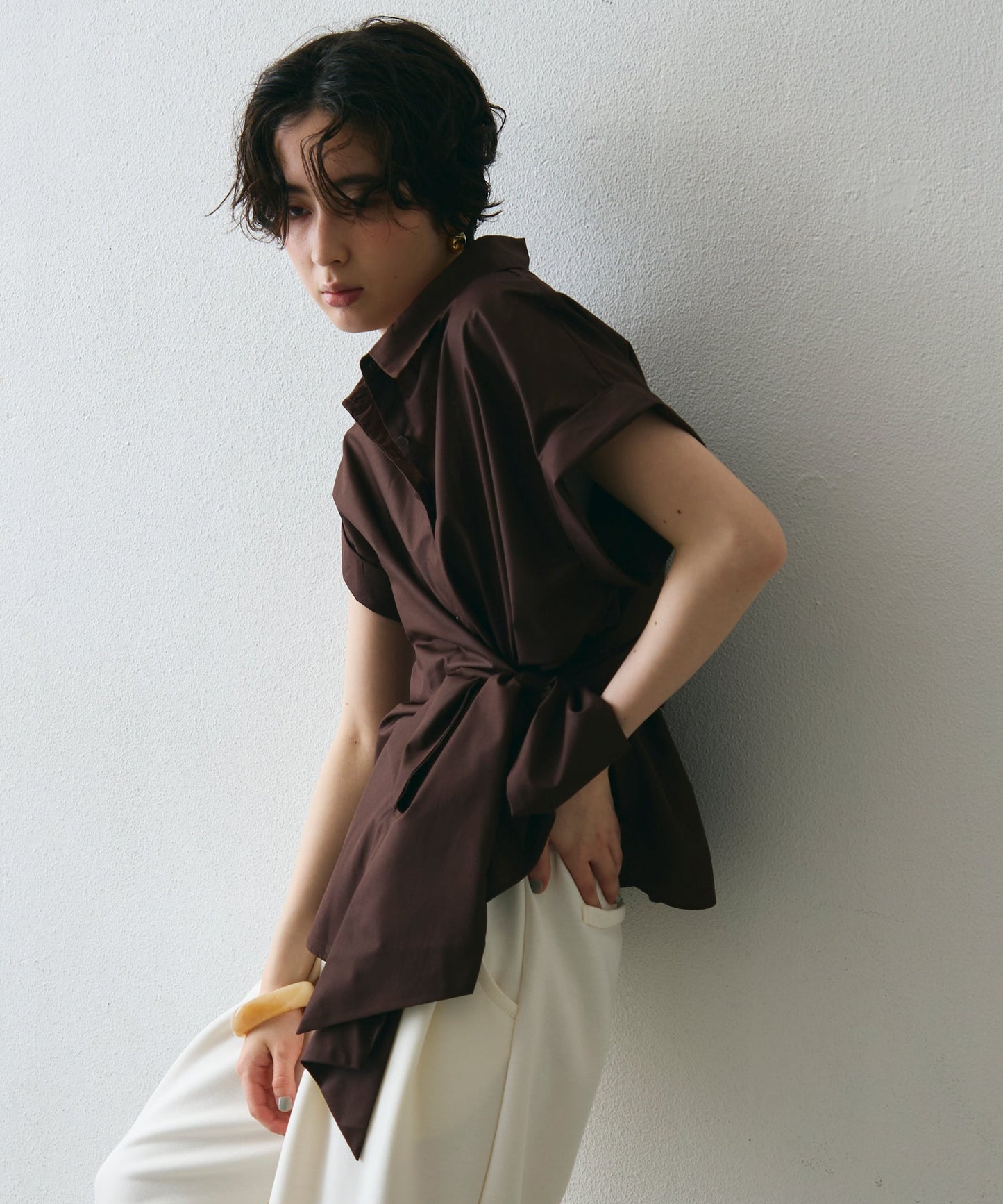 脇リボンフレンチスリーブシャツ