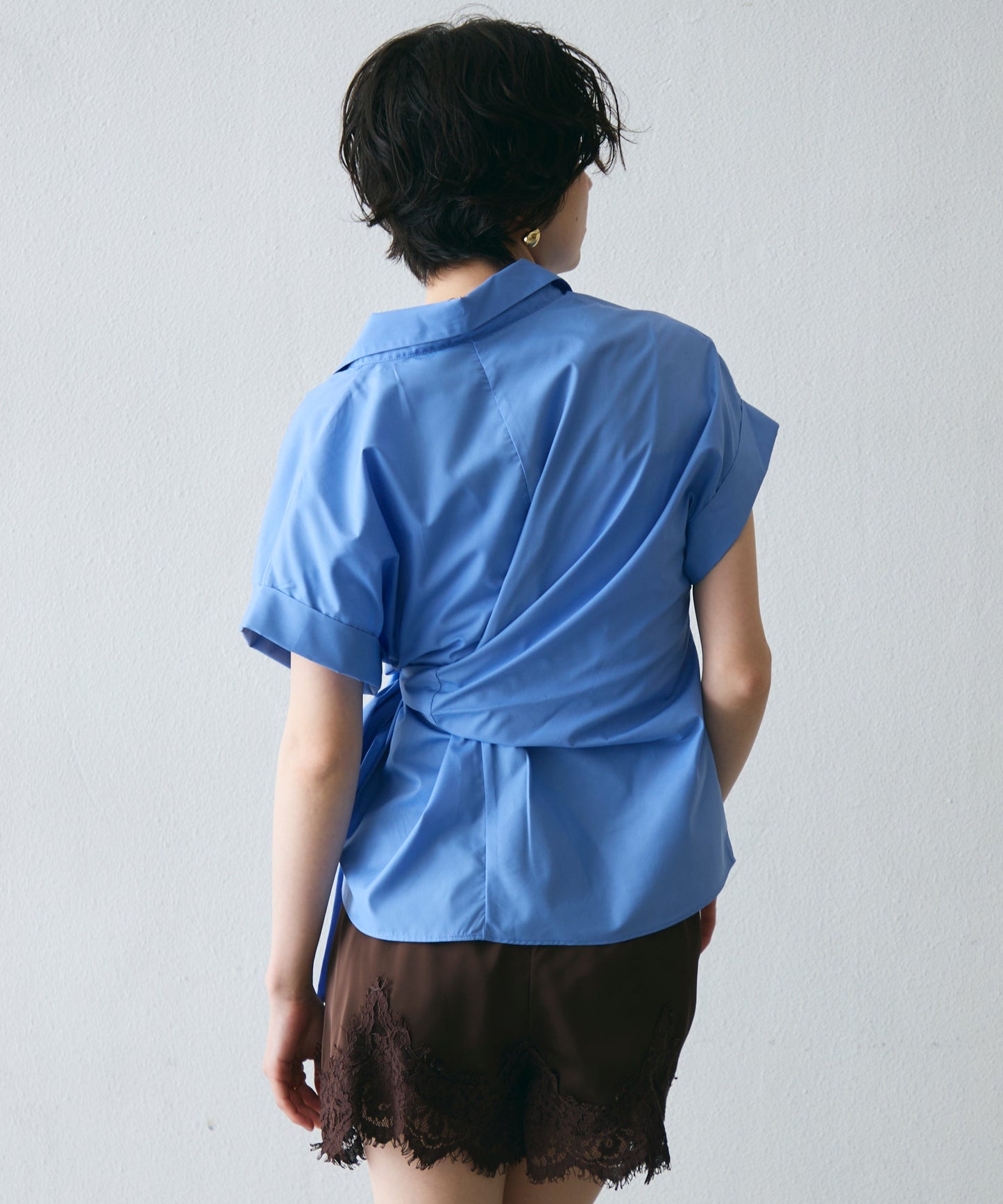 脇リボンフレンチスリーブシャツ