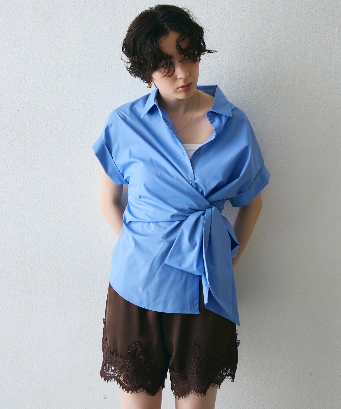 脇リボンフレンチスリーブシャツ