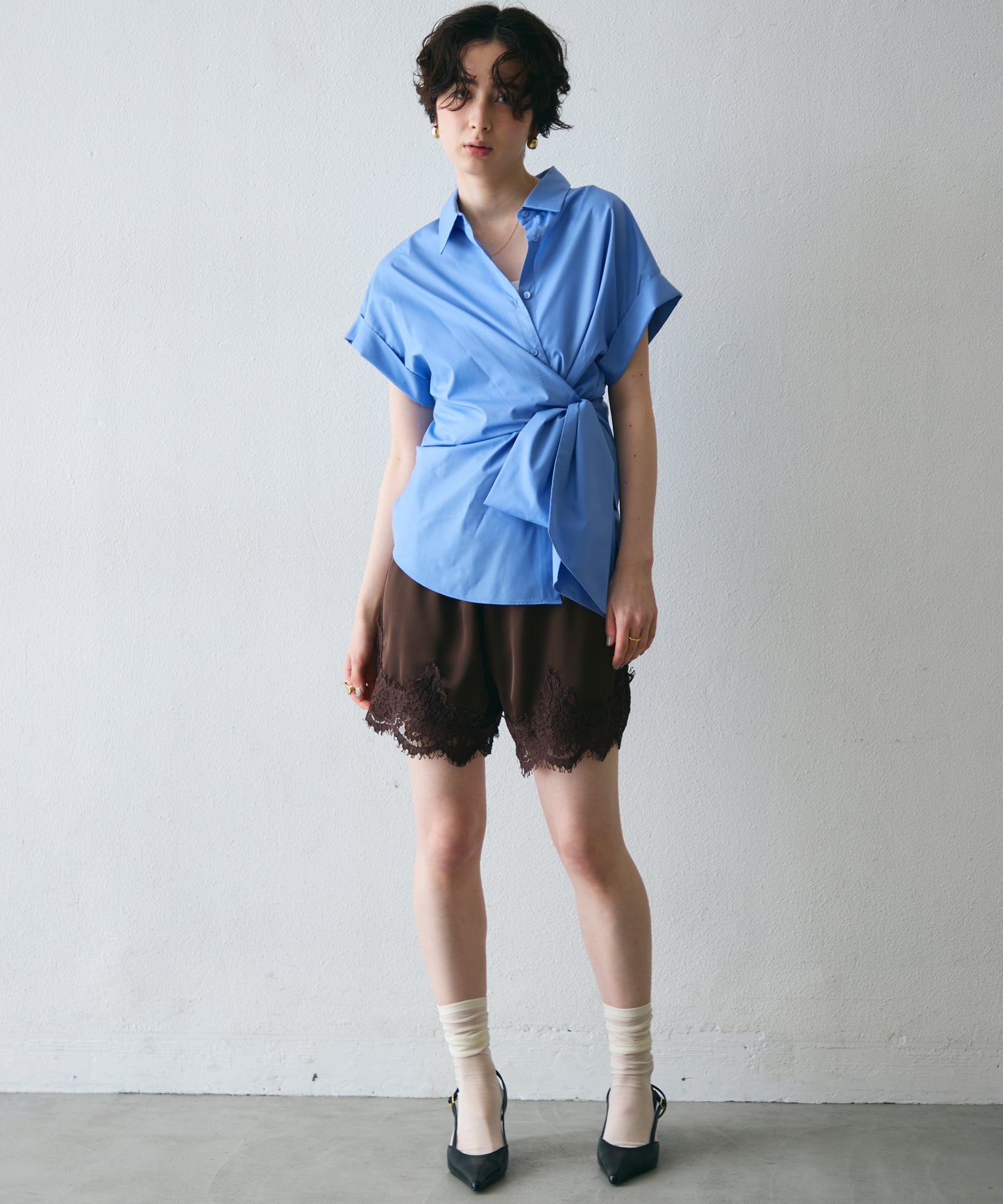 脇リボンフレンチスリーブシャツ