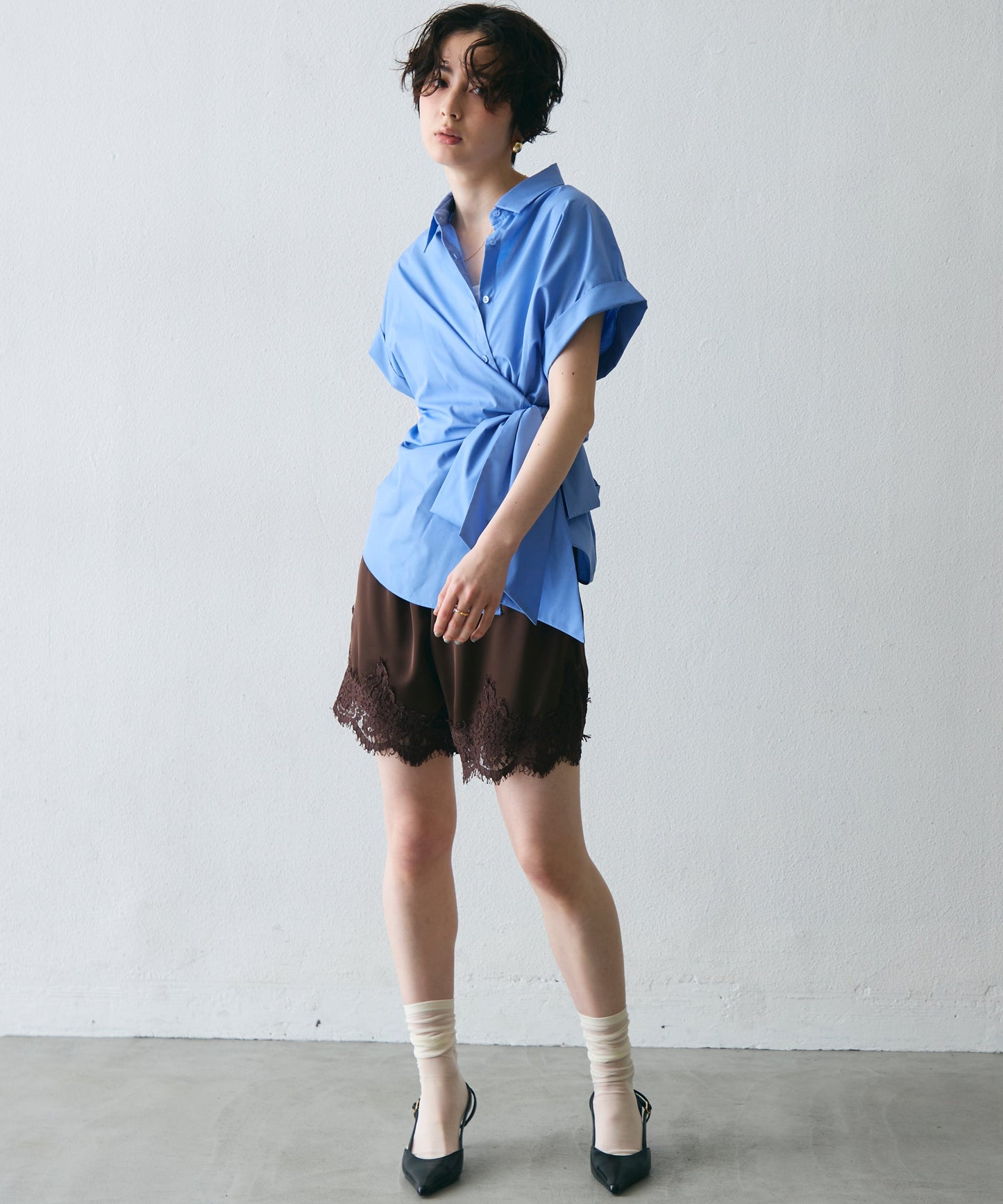 脇リボンフレンチスリーブシャツ