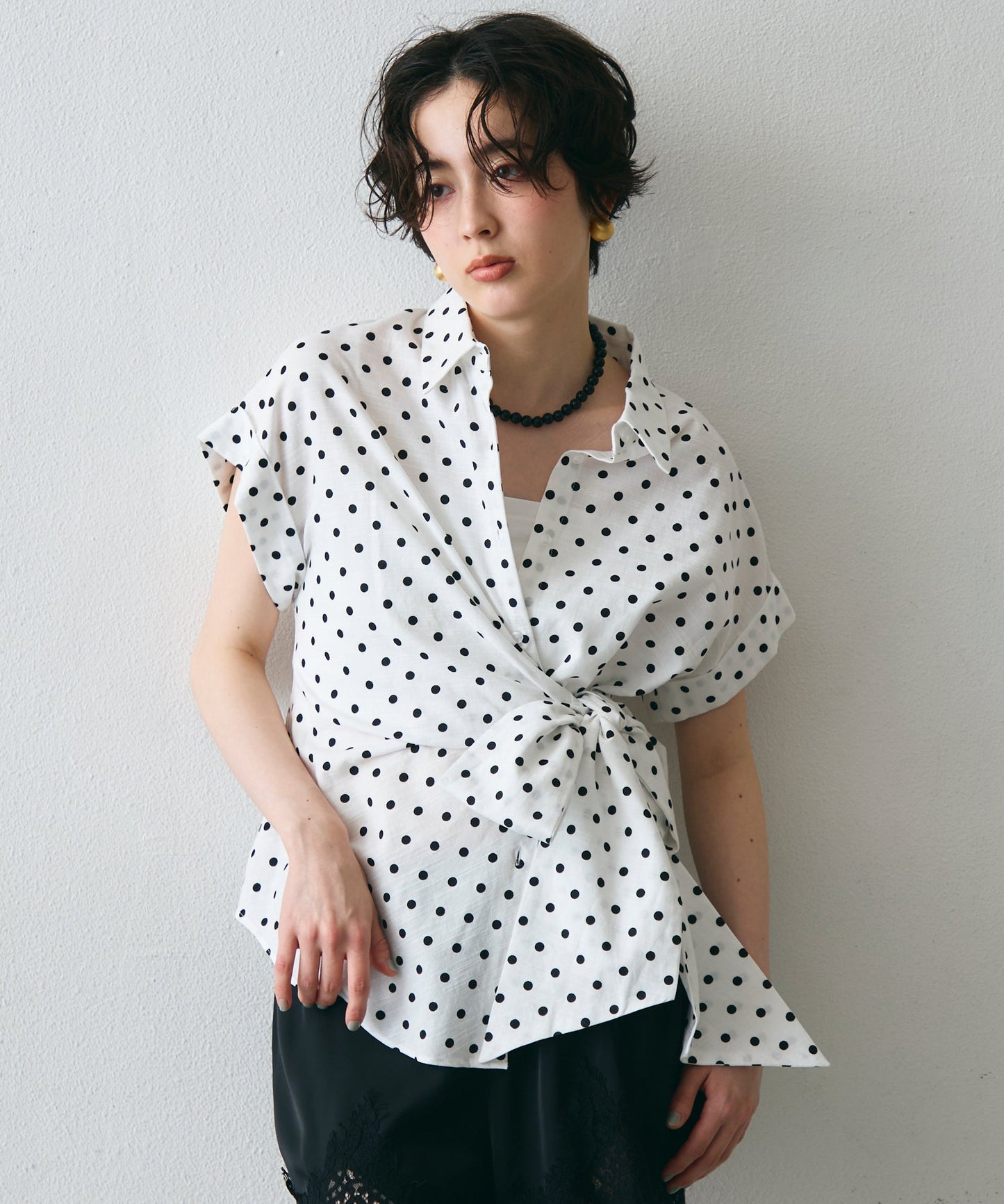 脇リボンフレンチスリーブシャツ