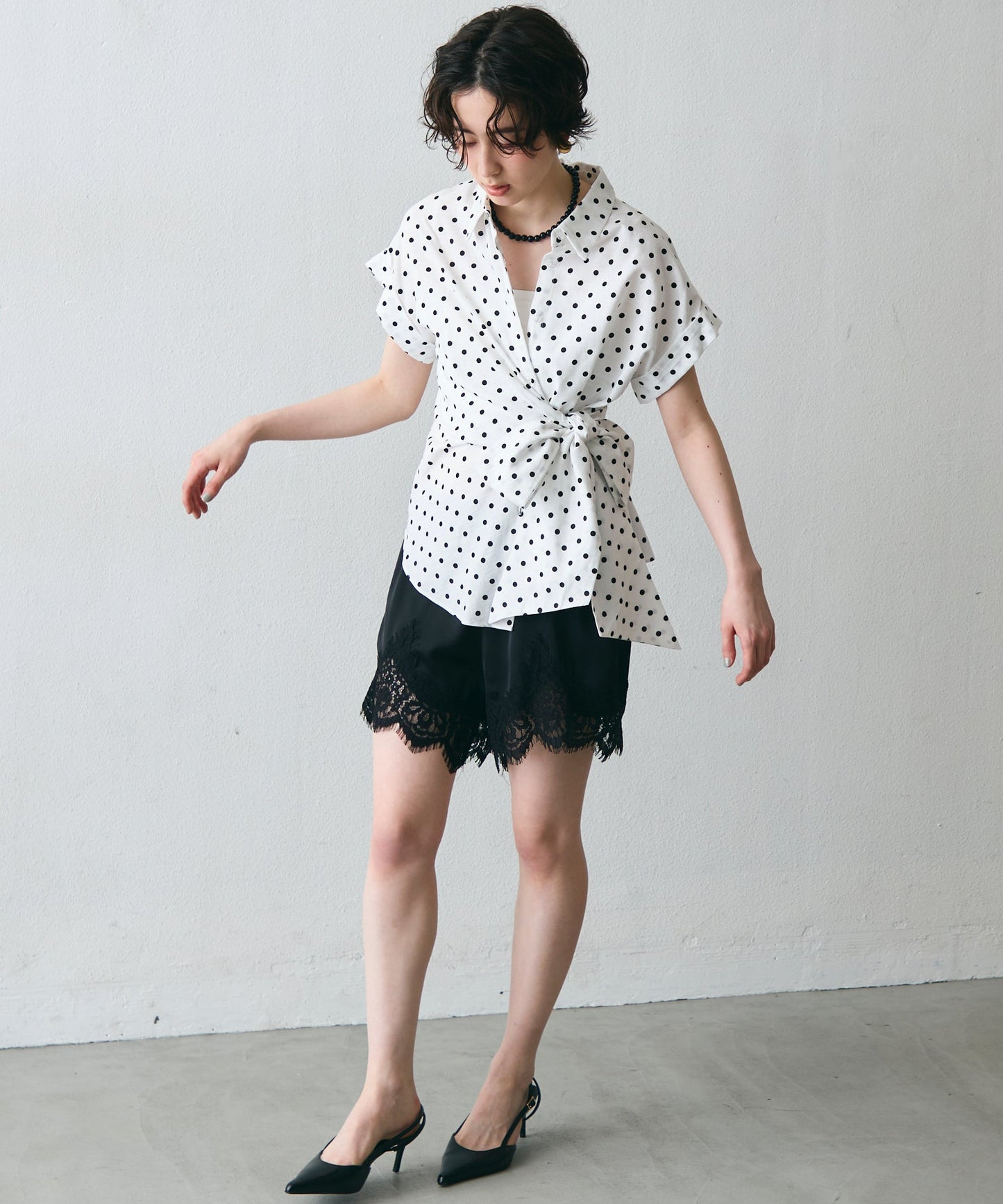 脇リボンフレンチスリーブシャツ