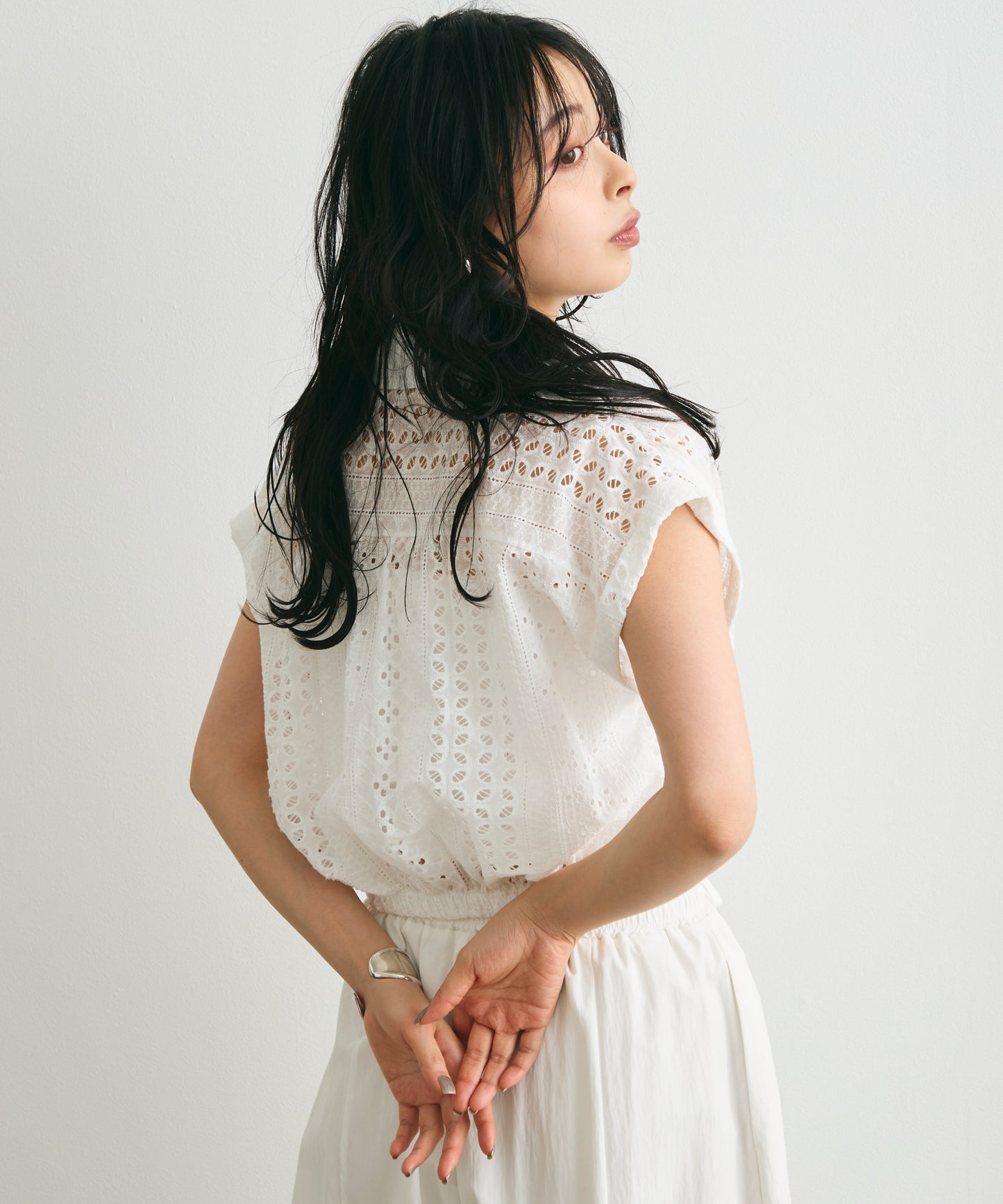 エンブロイダリーレースフレンチ開襟シャツ