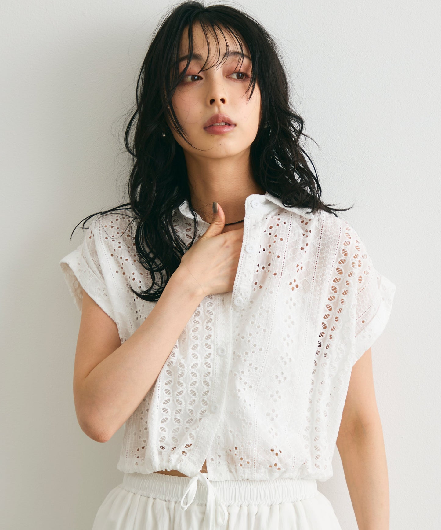 エンブロイダリーレースフレンチ開襟シャツ