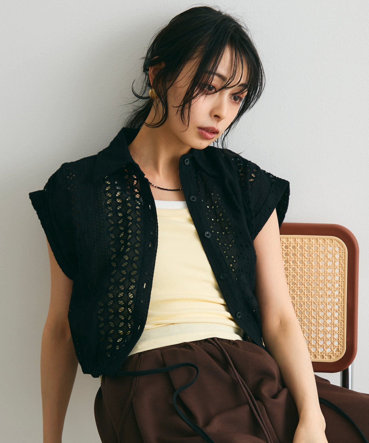 エンブロイダリーレースフレンチ開襟シャツ