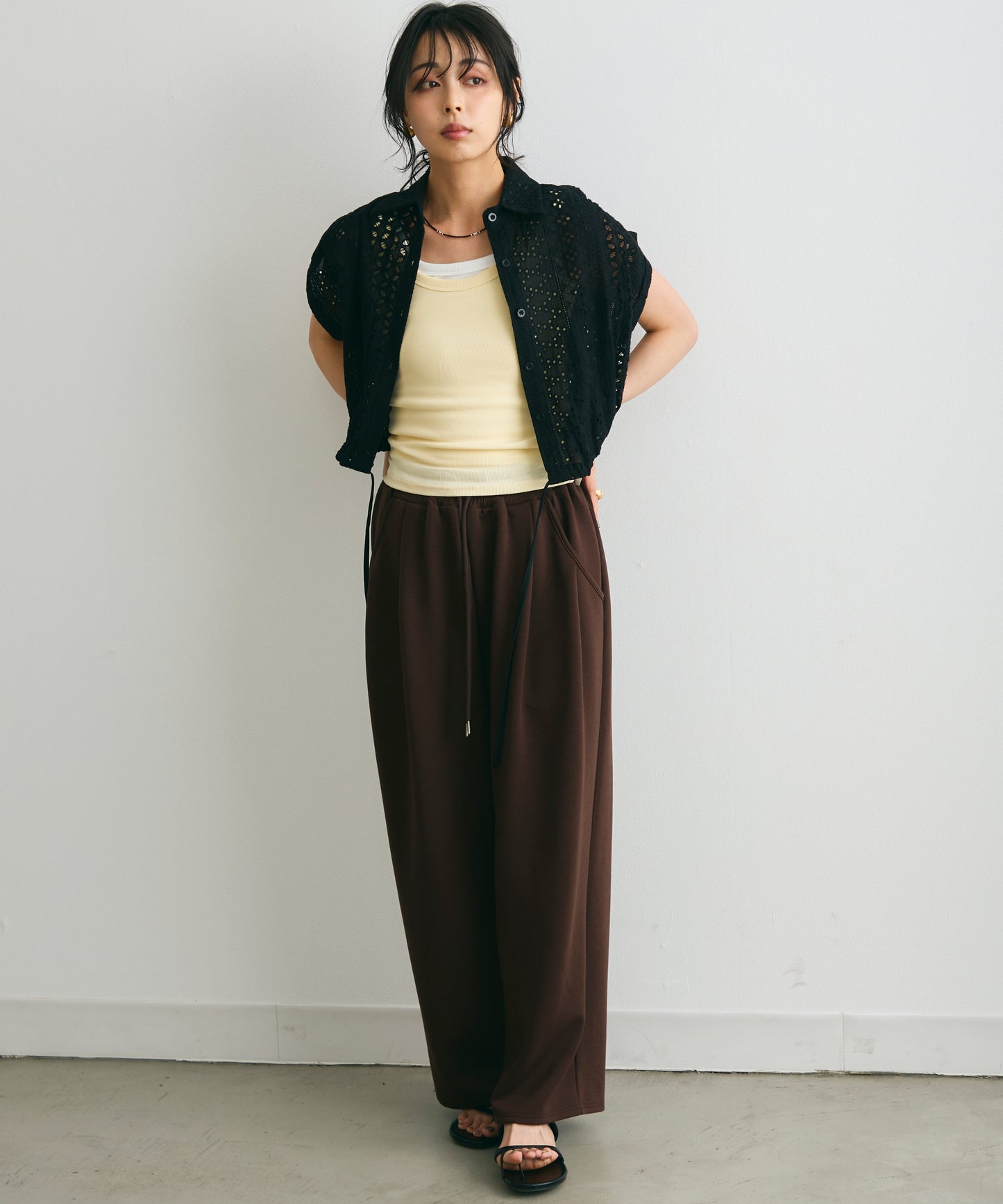 エンブロイダリーレースフレンチ開襟シャツ