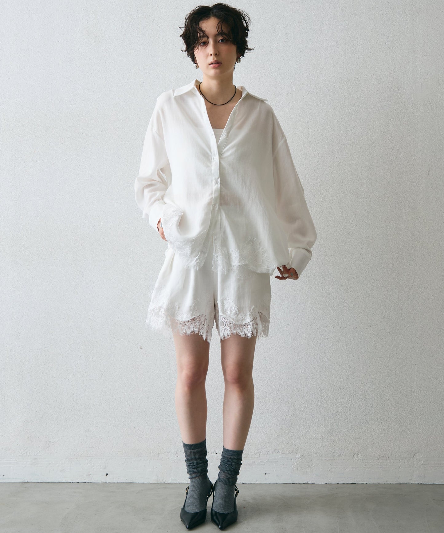 レースヘムシャツアンドショートパンツSETUP