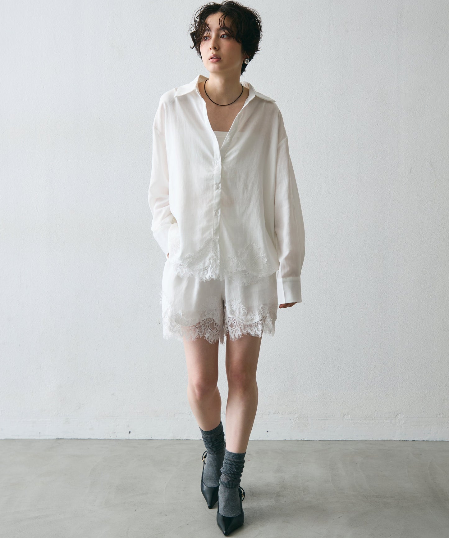 レースヘムシャツアンドショートパンツSETUP