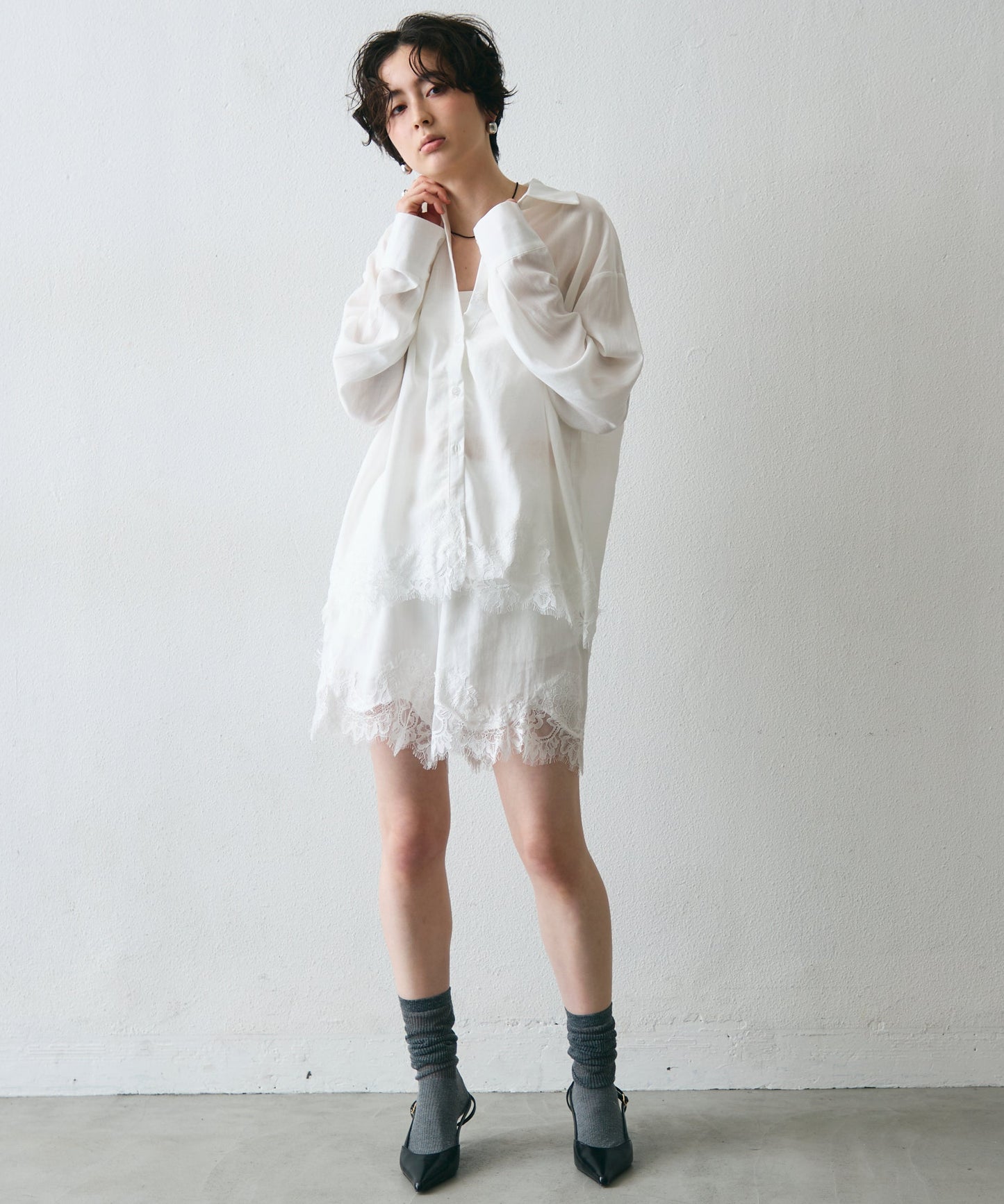 レースヘムシャツアンドショートパンツSETUP