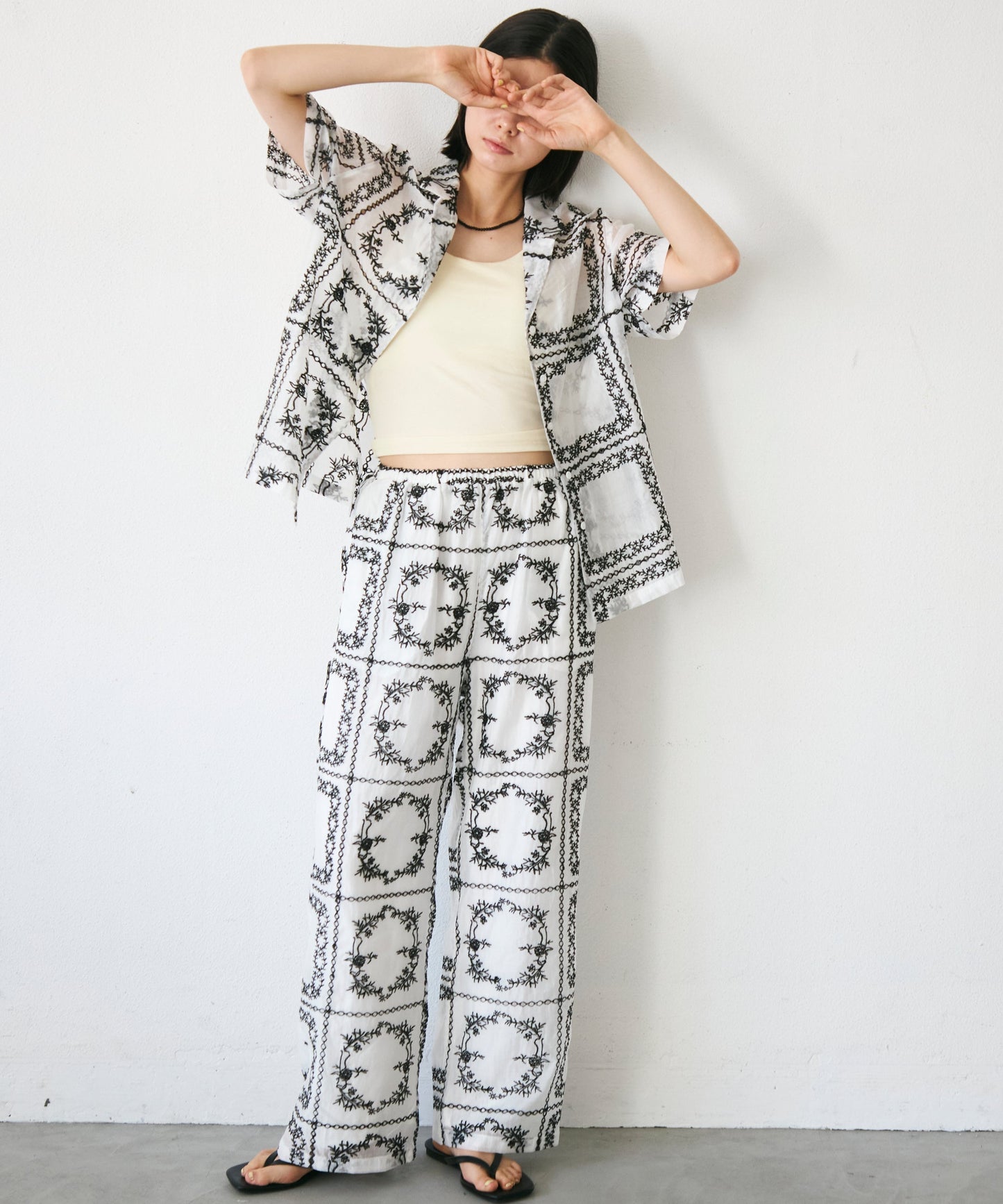 パッチワーク風刺繍半袖シャツジャケット