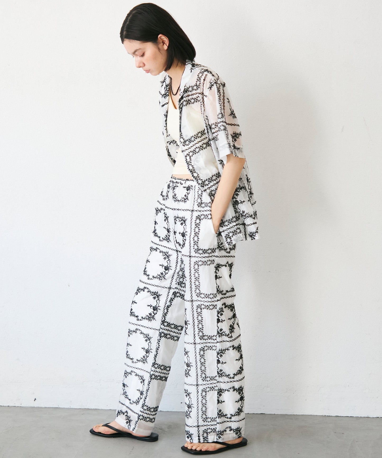 パッチワーク風刺繍半袖シャツジャケット