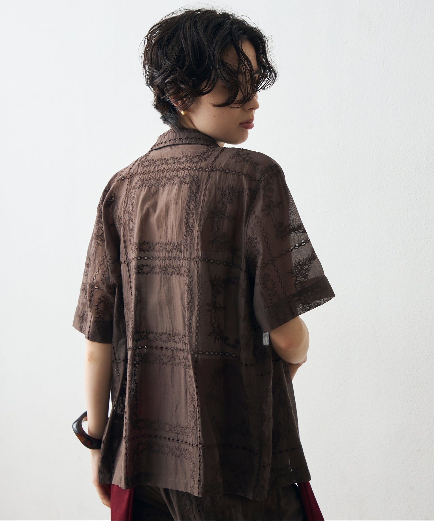 パッチワーク風刺繍半袖シャツジャケット