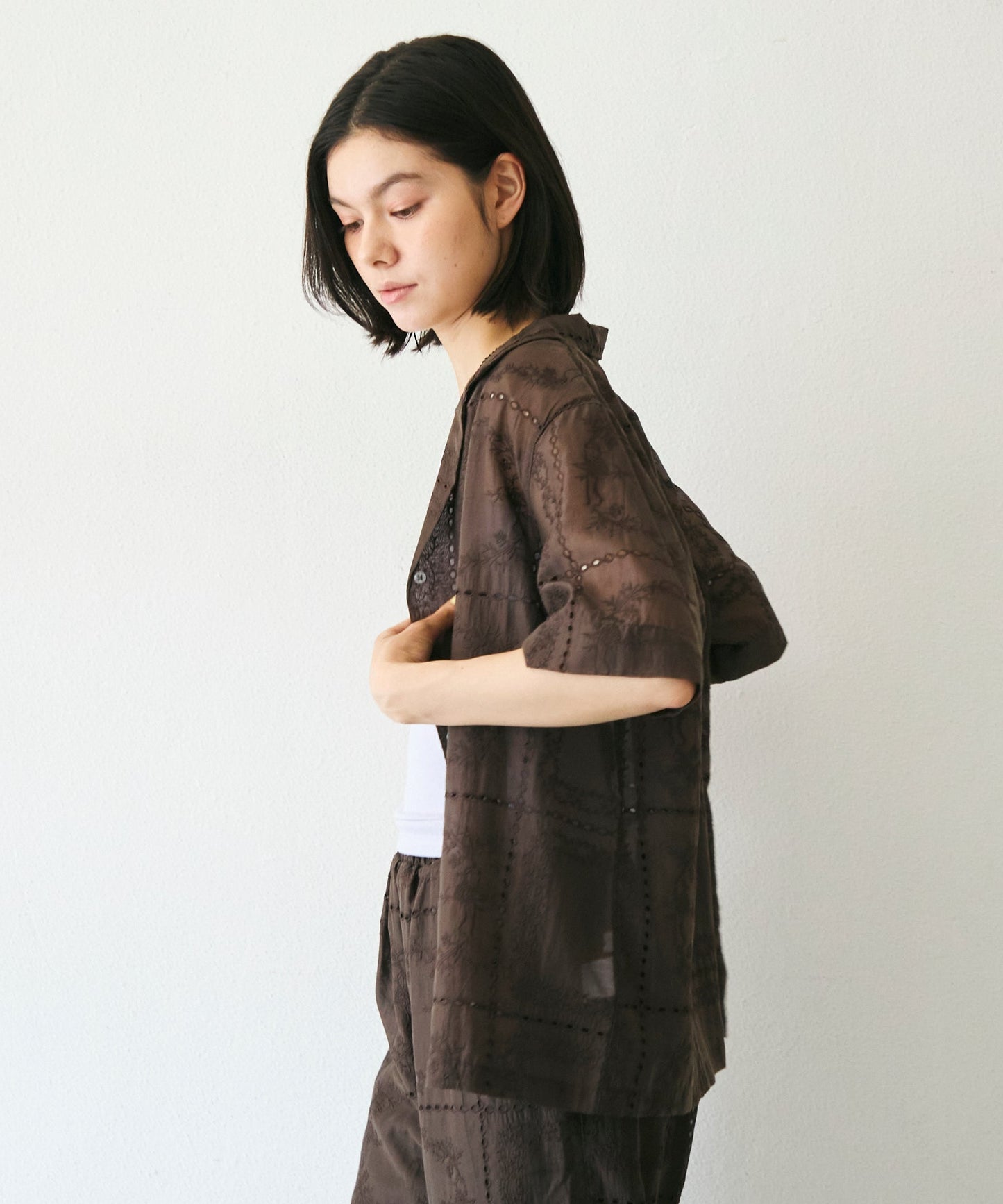 パッチワーク風刺繍半袖シャツジャケット