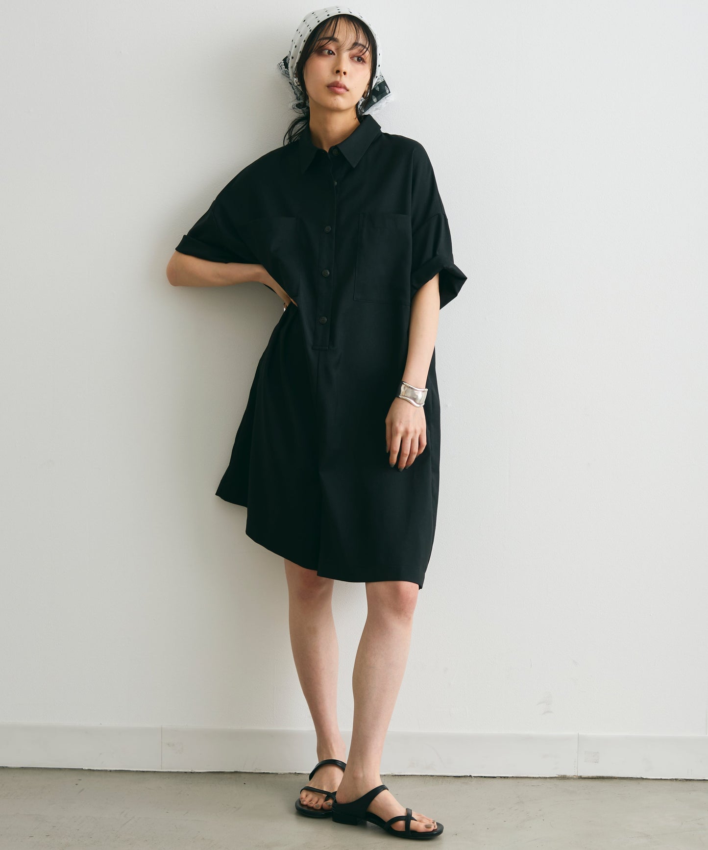 ウエストベルト付きショート丈オールインワン