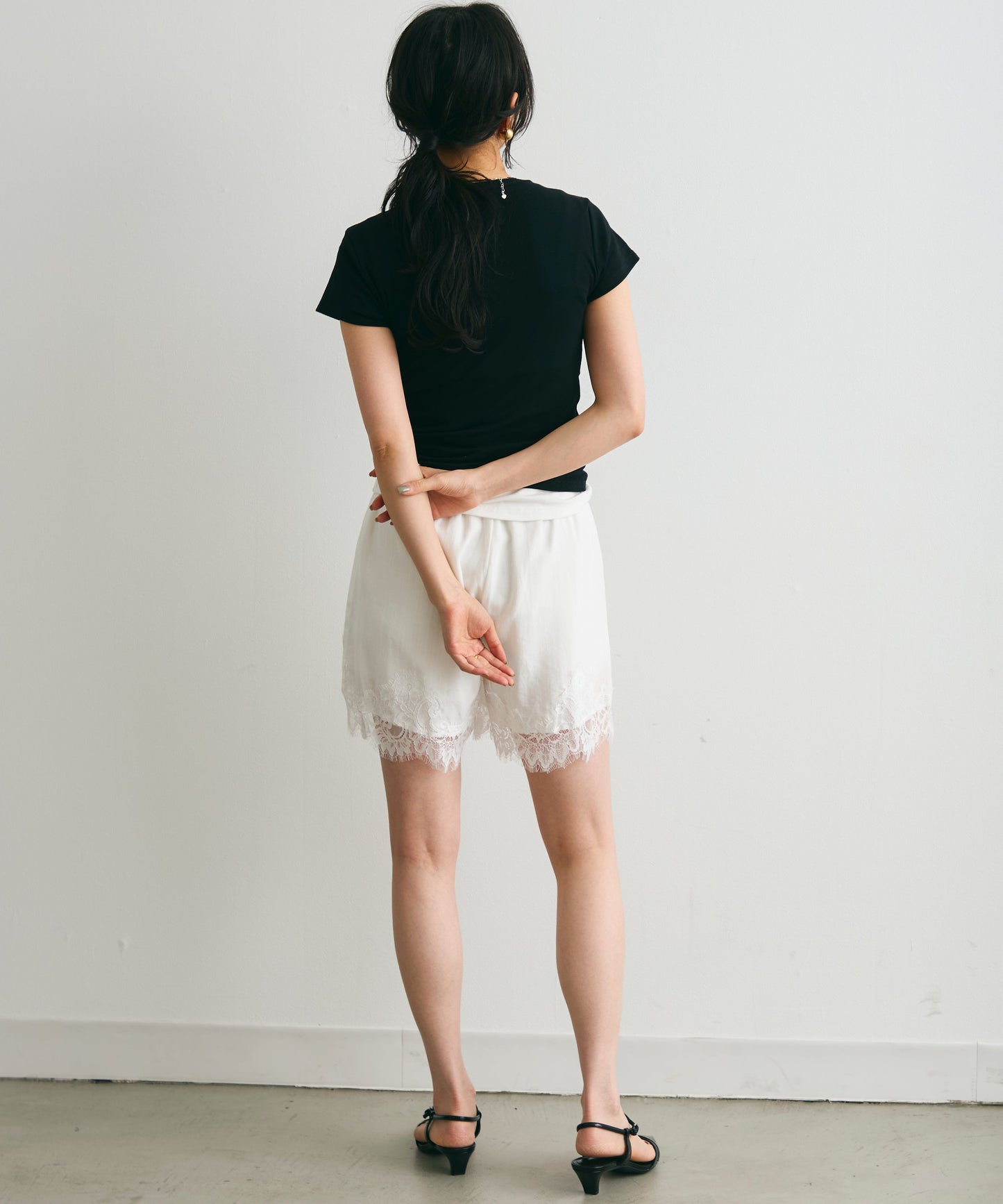 クルーネックフレンチTシャツ