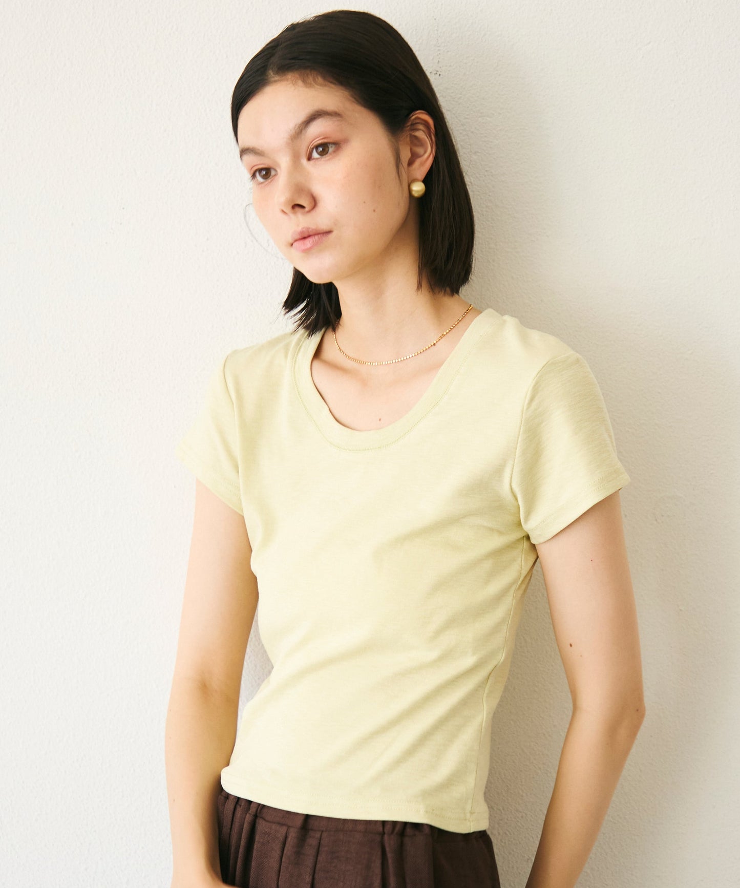 スラブラウンドネックTシャツ