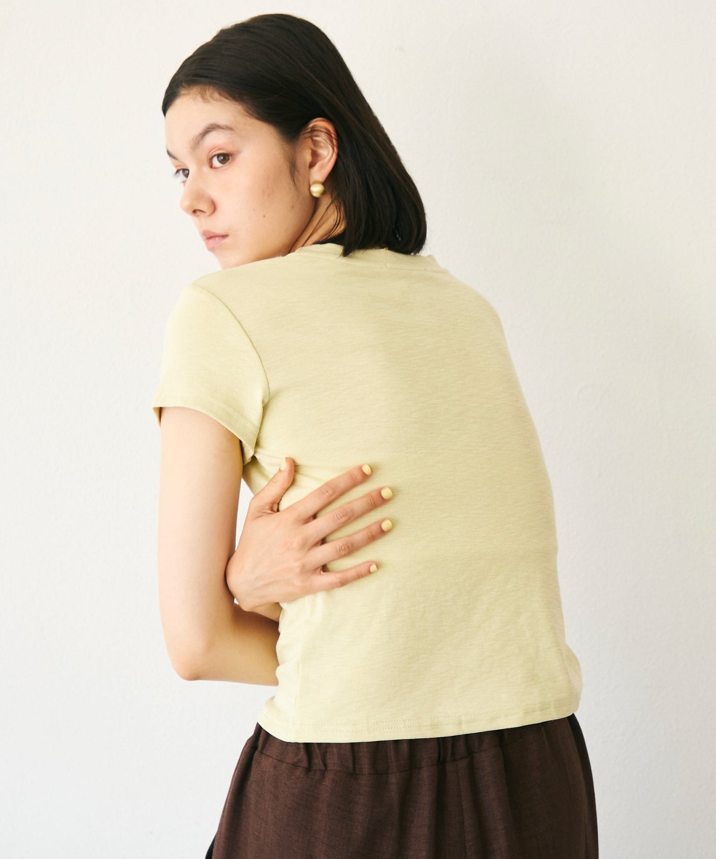 スラブラウンドネックTシャツ