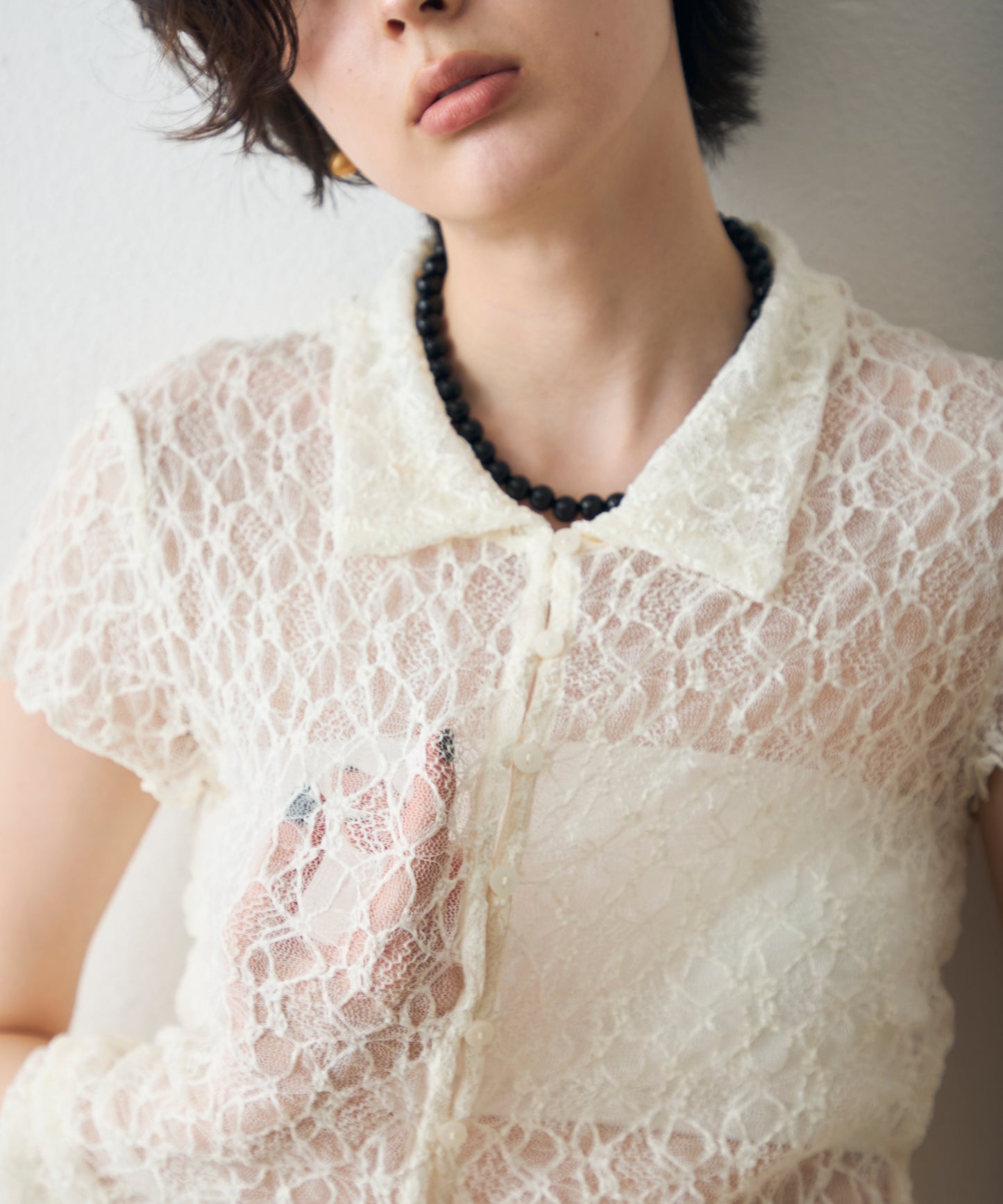 レースポロ襟キャップスリーブシャツ