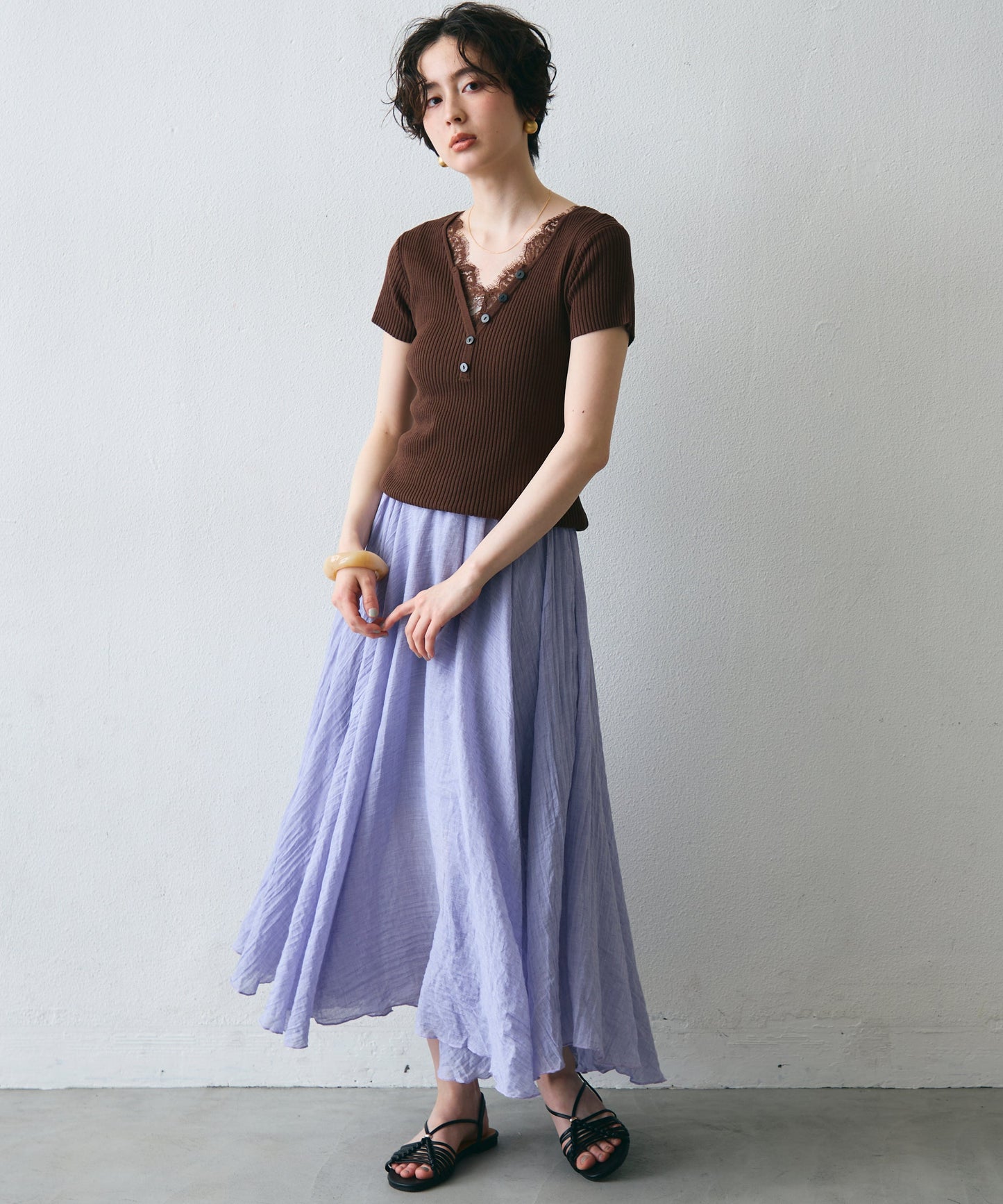 レースレイヤードヘンリーネックハーフスリーブリブニット