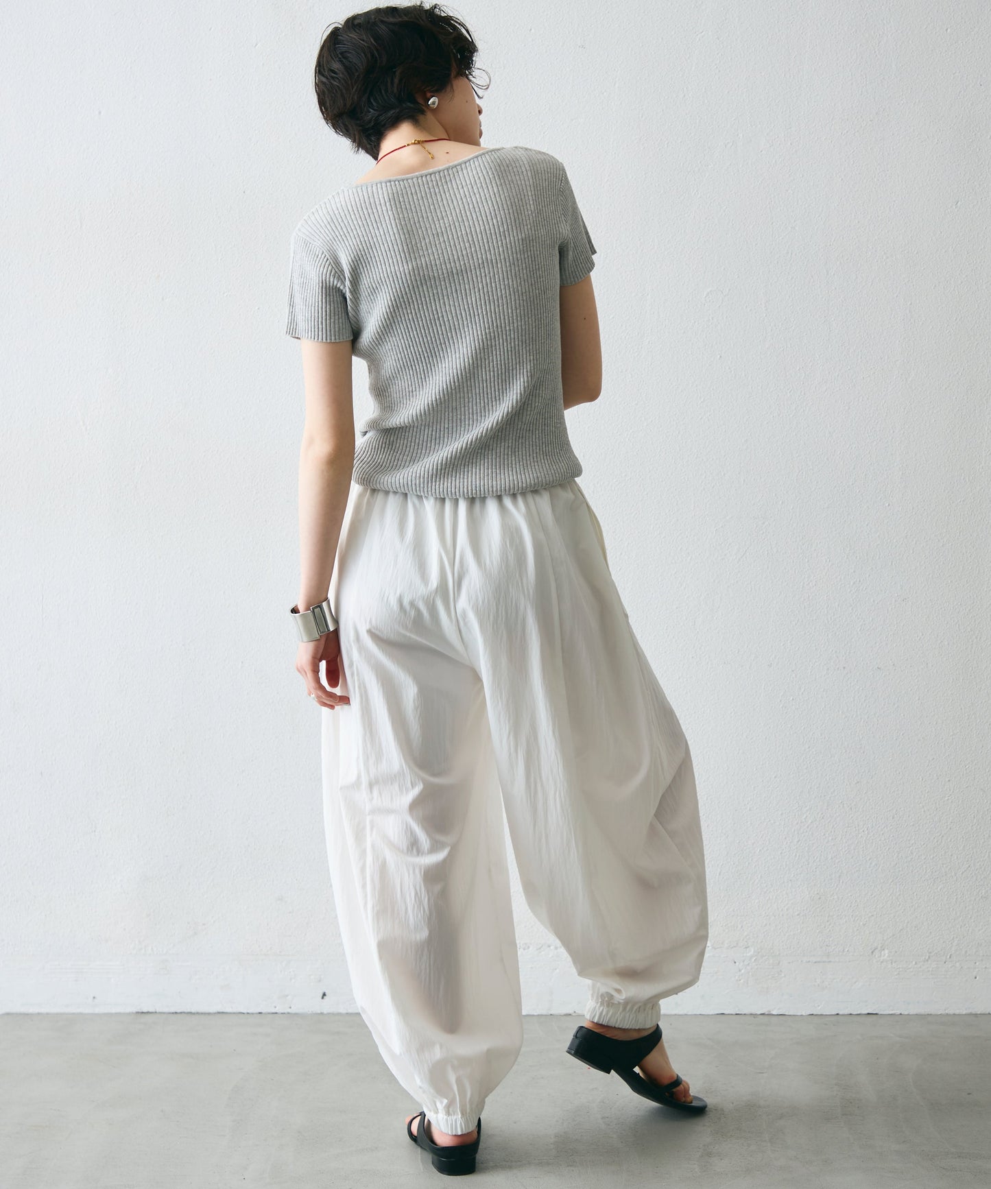 レースレイヤードヘンリーネックハーフスリーブリブニット