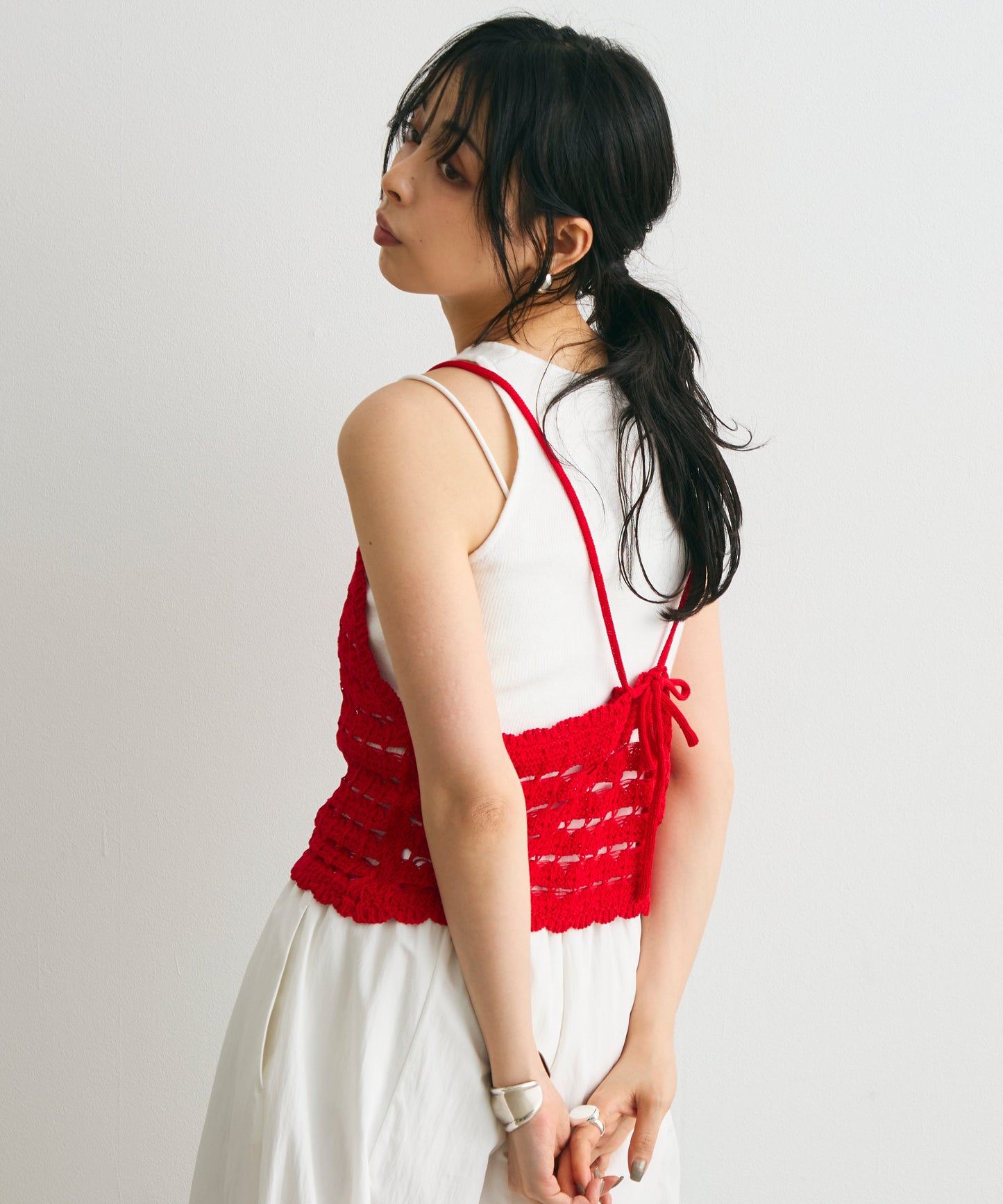 透かし編みニットキャミ