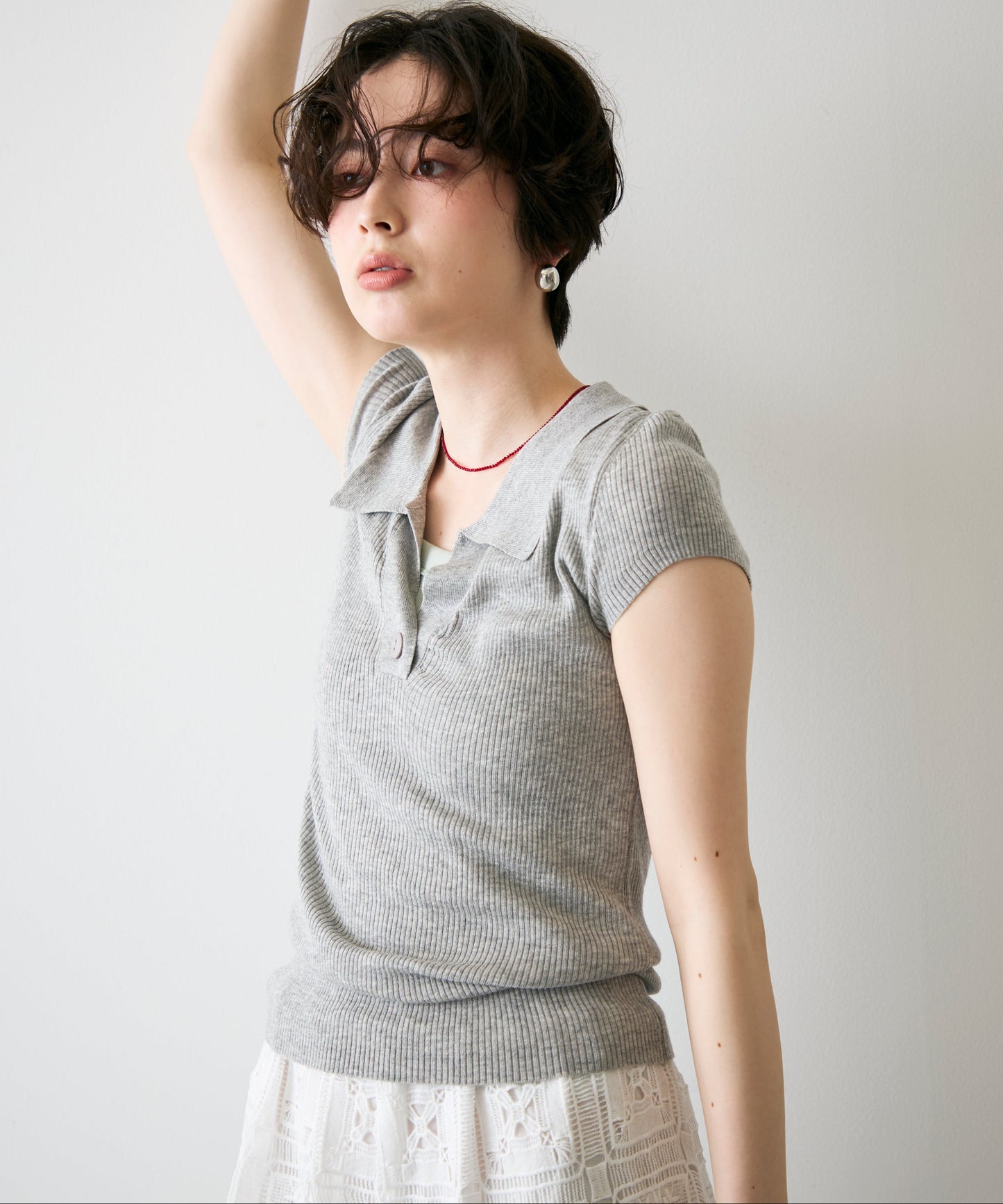 ポロ衿スキッパーリブニット